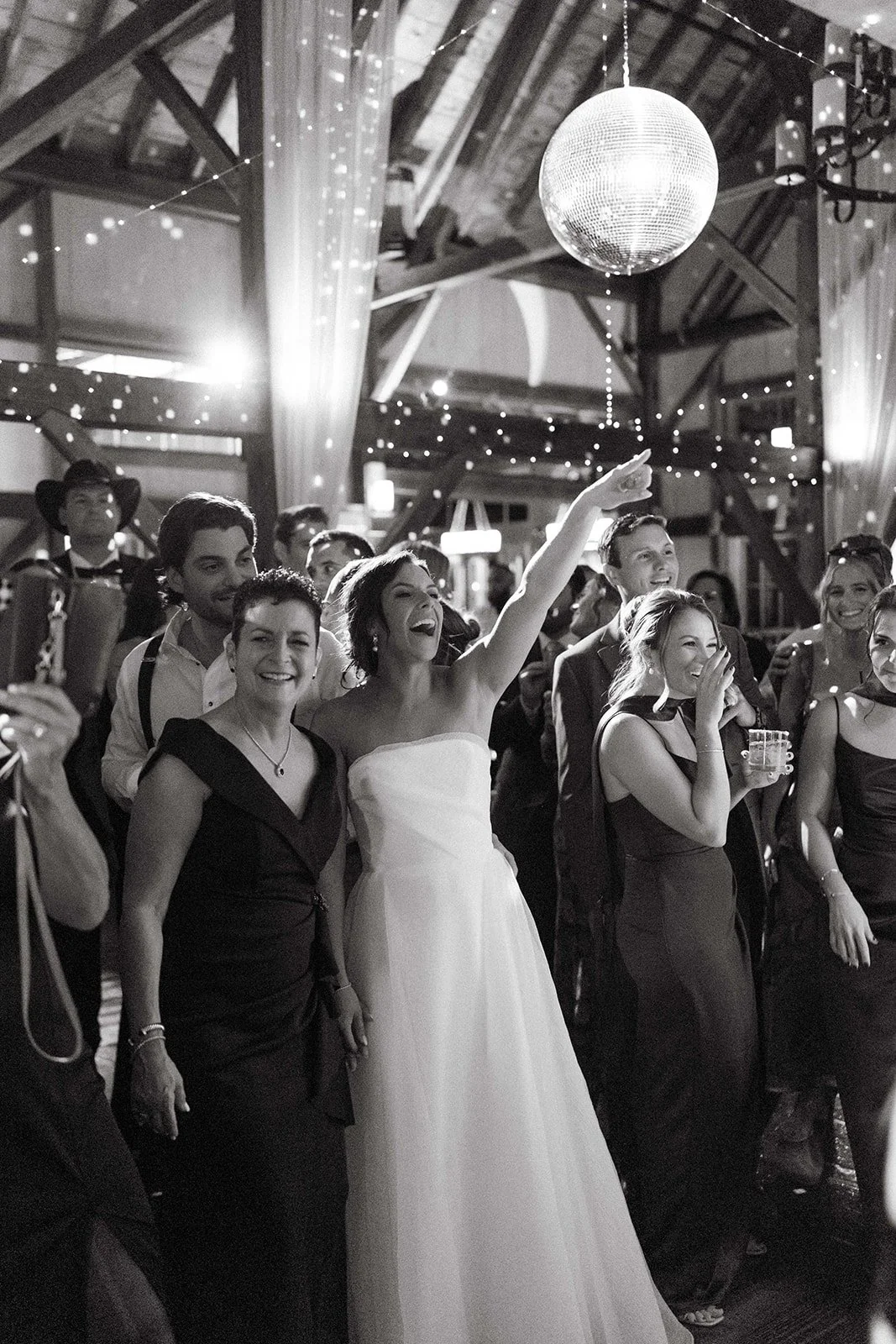 Maine wedding entertainment live band, T Warner Artists