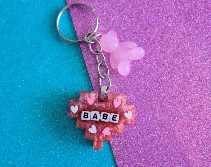 5 Stars - Custom Order - Absolutely amazing! Tegan made a custom remake of another keyring and even reinforced it for me, without asking. So cute! Such wonderful communication and gorgeous packaging. Thank you so much!