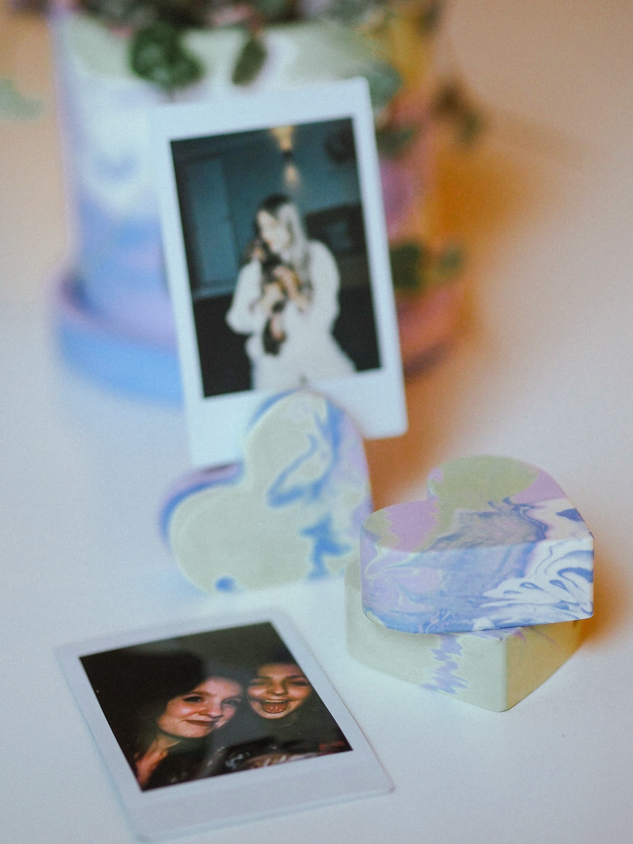 Photo Holders: Blueberry Matcha