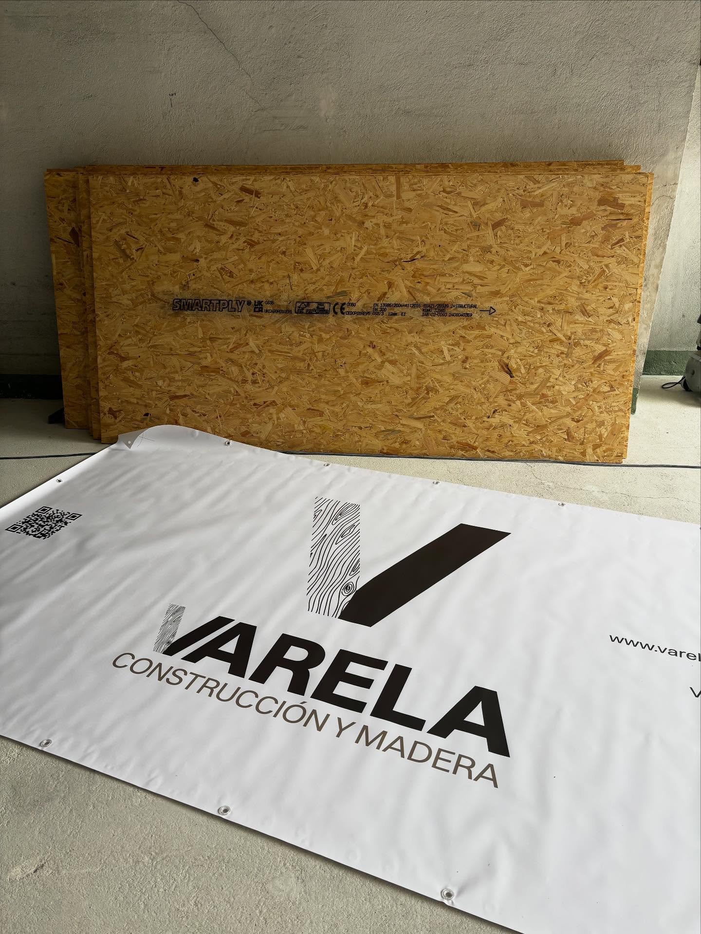 Estamos de estreno! Arrancamos este proyecto con muchas ganas e ilusi&oacute;n, as&iacute; que toca presentarse. Somos Varela Construcci&oacute;n y Madera, una empresa constructora especializada en construcci&oacute;n sostenible e industrializada med