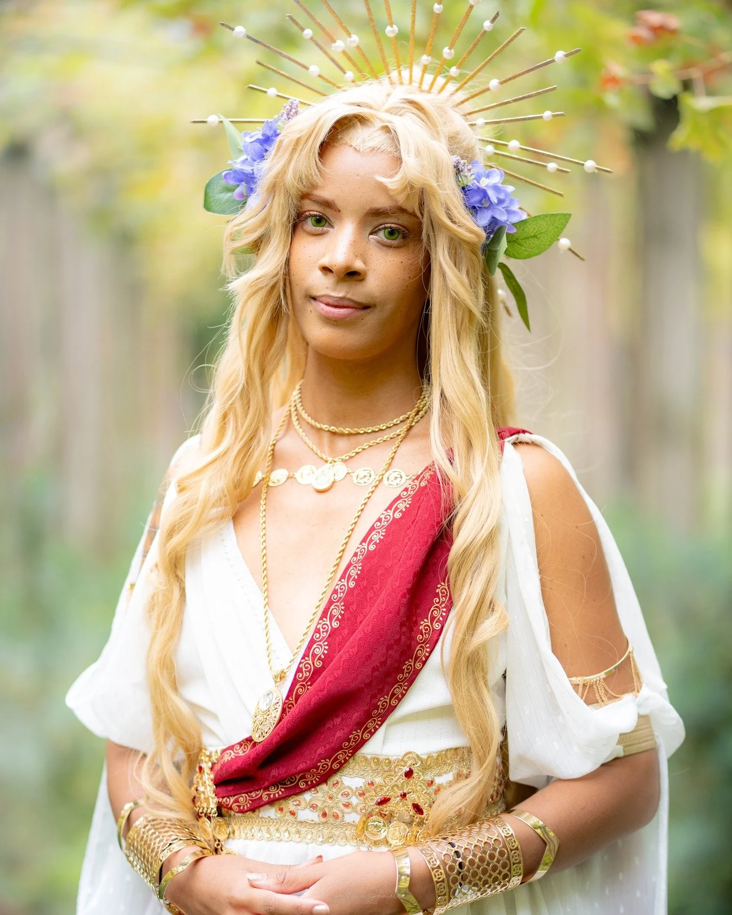 ☀️ Ce mois de septembre, les dieux grecs &eacute;taient &agrave; Harajuku&hellip;
Et Apollon &eacute;tait plus rayonnant que jamais dans cette interpr&eacute;tation originale sign&eacute;e #KAE ✨

📸 #cosplay #apollon #harajuku #mythologiegrecque #co