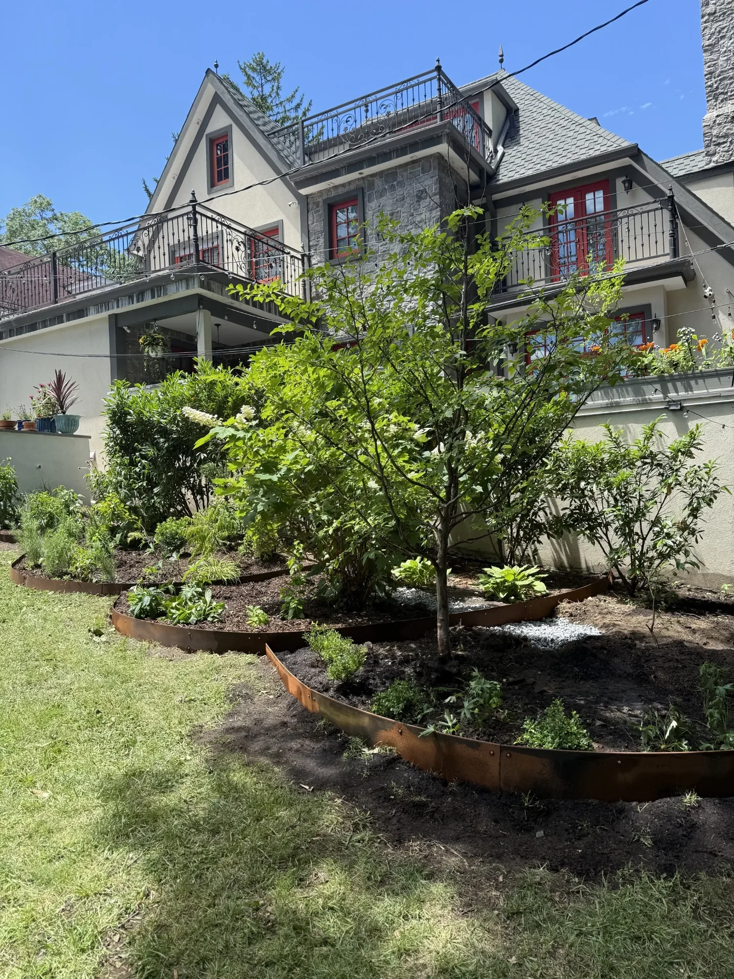 habit-brooklyn-landscape-099.webp