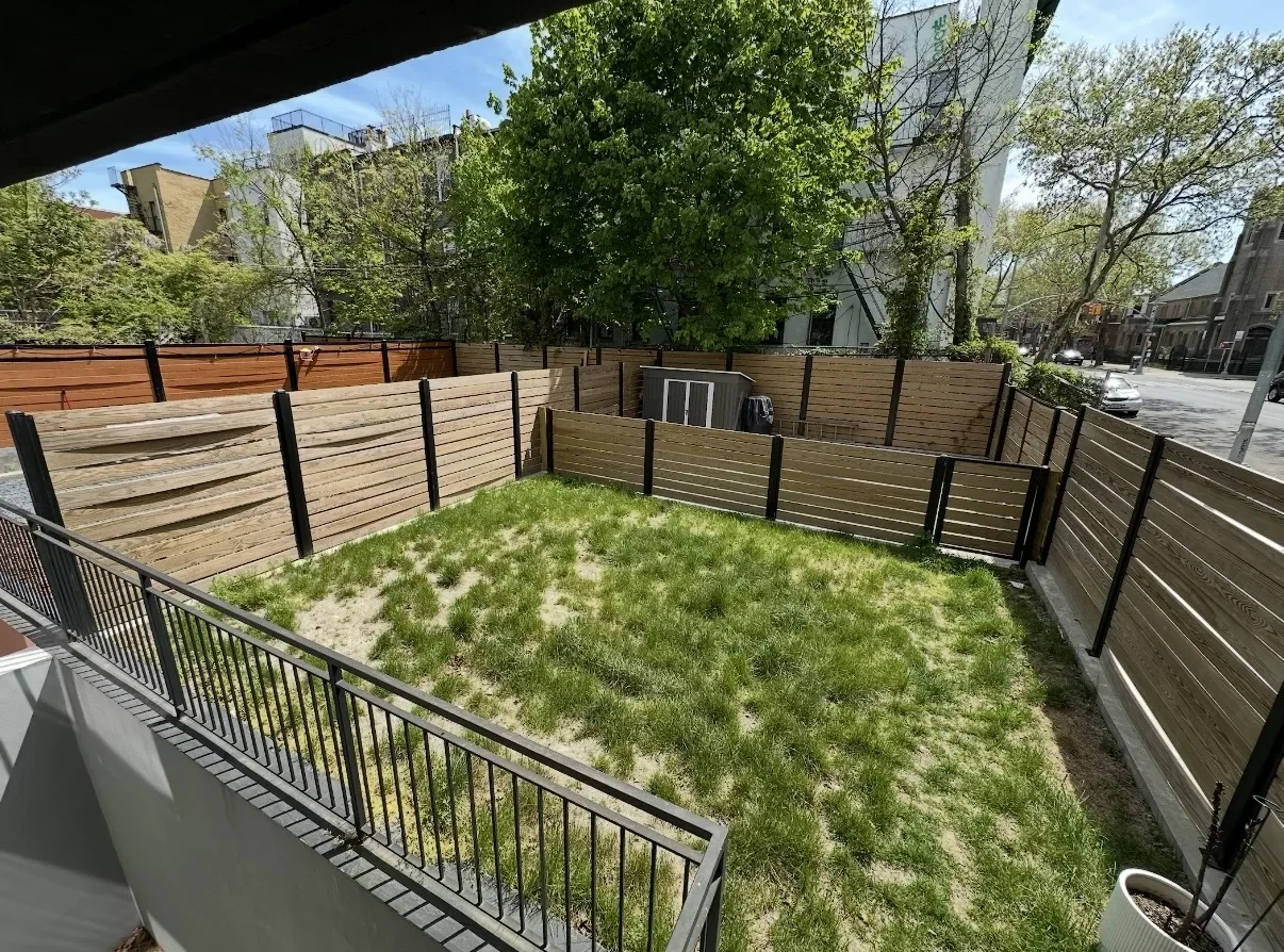 habit-brooklyn-landscape-97.webp