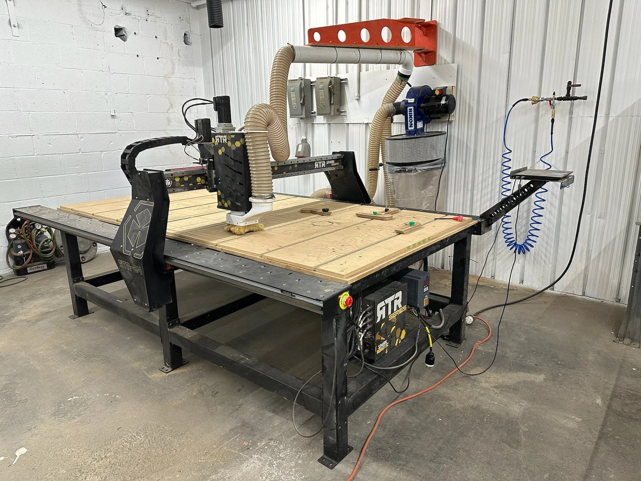CNC Router used for custom wood working or slab flattening services