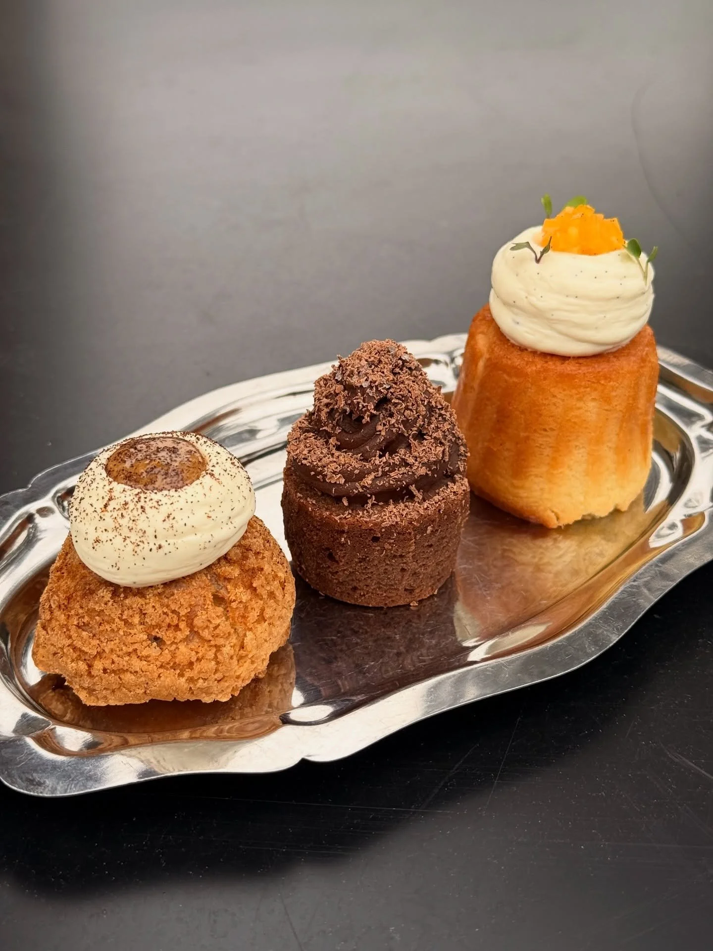 D&eacute;couvrez nos pi&egrave;ces sucr&eacute;es &agrave; retrouver lors de vos &eacute;v&eacute;nements chou, baba, chocolat etc &hellip; 🧡

Traiteur | Chefs priv&eacute;s | &Eacute;vents | Brunch 

#chef #catering #c&ocirc;tedazur #privatechef #c