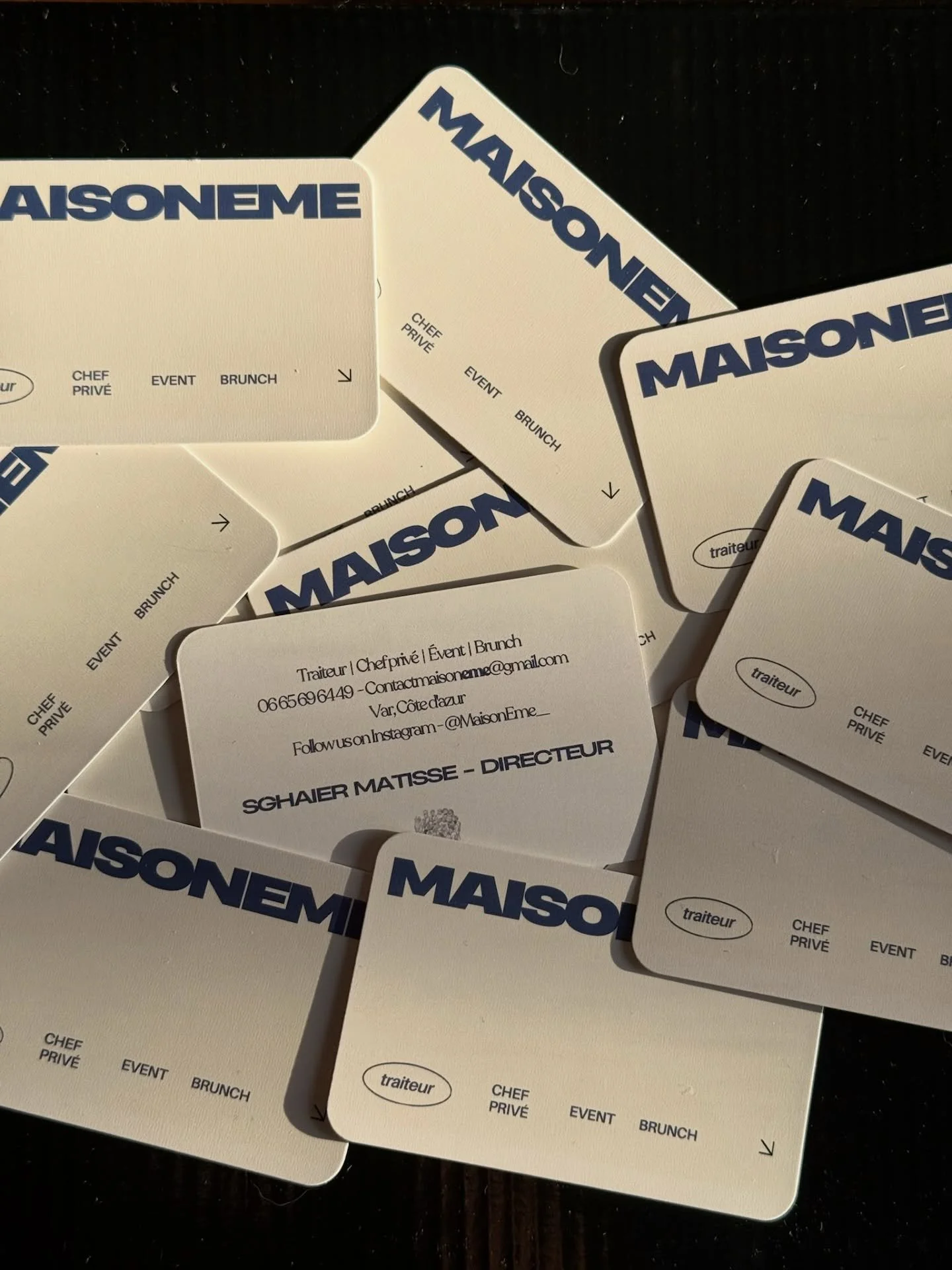 Brunch, traiteur ? On s&rsquo;occupe de votre &eacute;v&eacute;nement sur mesure. Envoyez nous un message 💙
-
-
-
Traiteur | Chefs priv&eacute;s | &Eacute;vents | Brunch