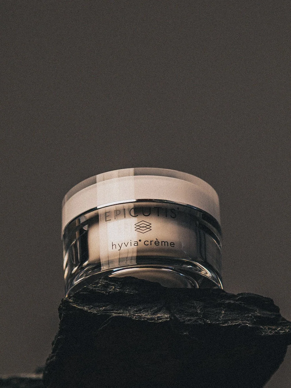 1013X1350 HYVIA-1.jpg