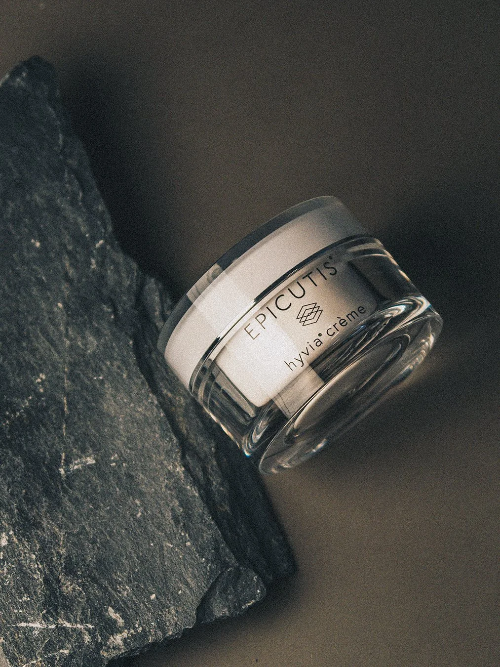 1013X1350 HYVIA-2.jpg