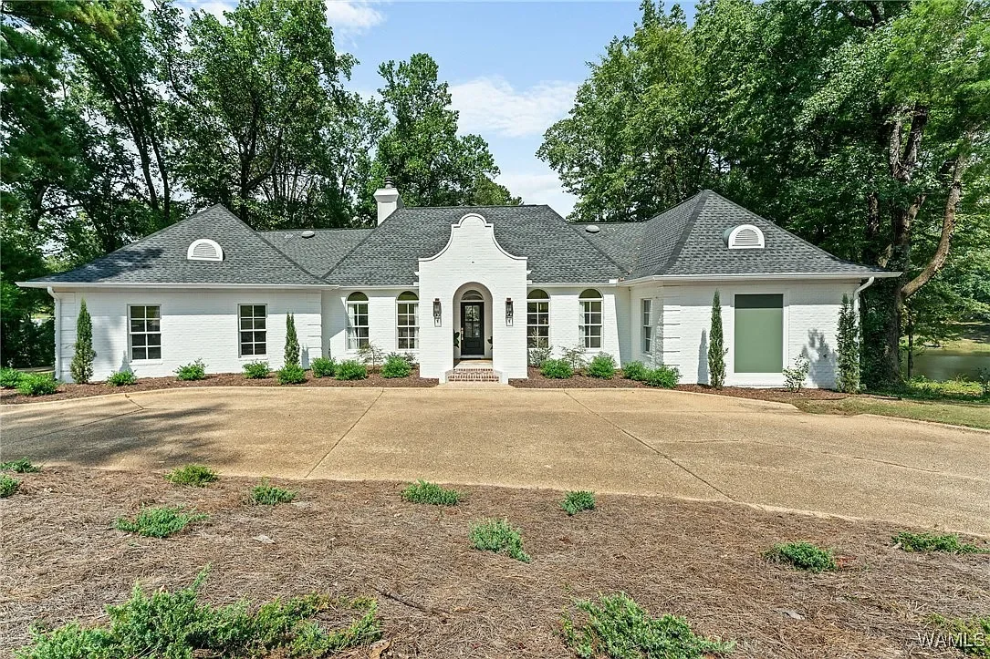 123 Main St, Houston, TX