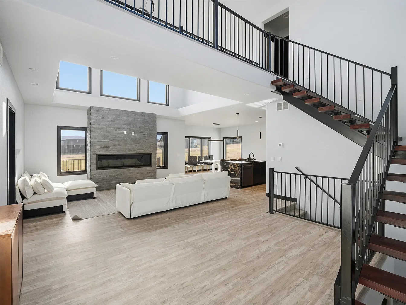 5-Bed/5 Bath Owner-Financed Home in Spearfish, SD