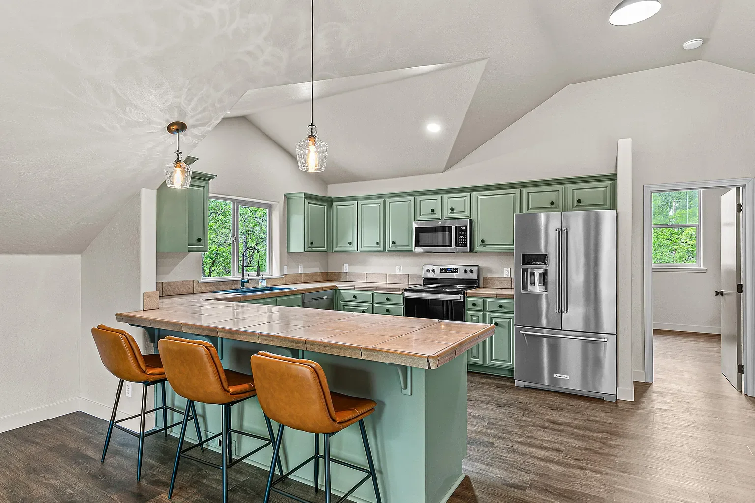 1-Bed/1 Bath Owner-Financed Home in Trail, OR