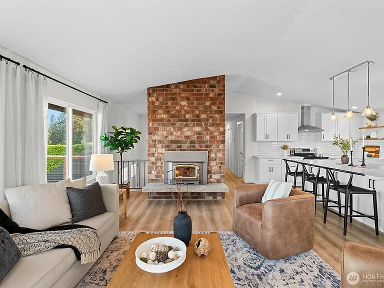 4-Bed/3 Bath Owner-Financed Home in Federal Way, WA