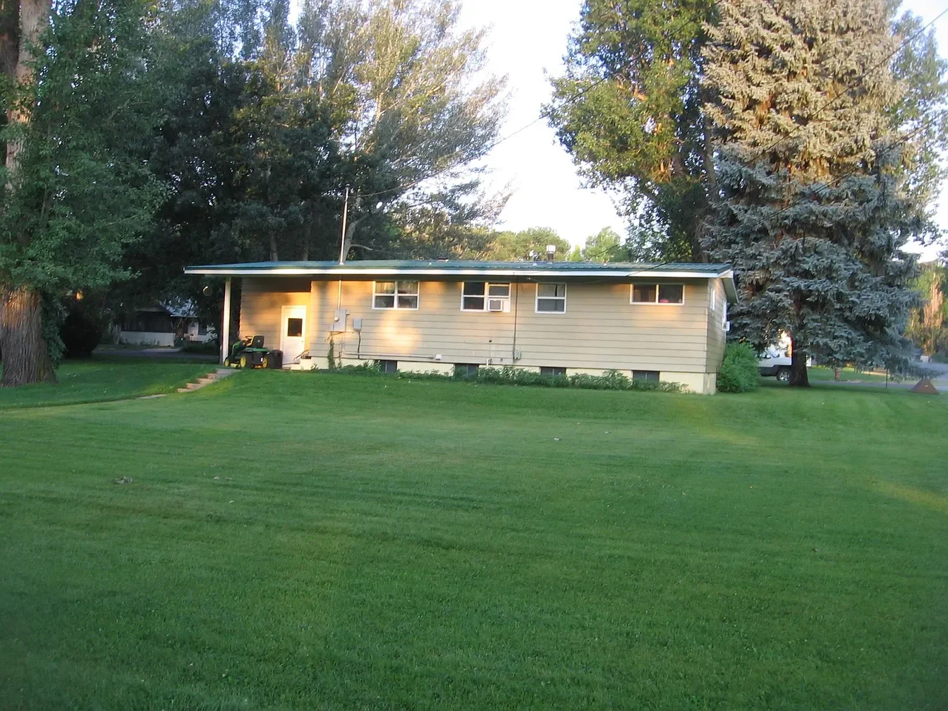 2-Bed/2 Bath Owner-Financed Home in Basin, WY