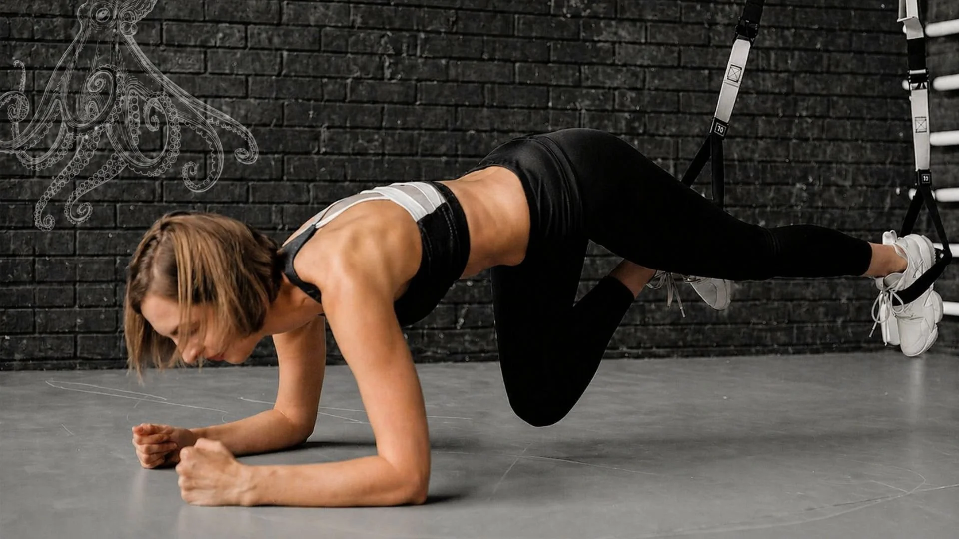 Functional movement training at Aptare Lab focused on posture, balance, and efficient human mechanics.