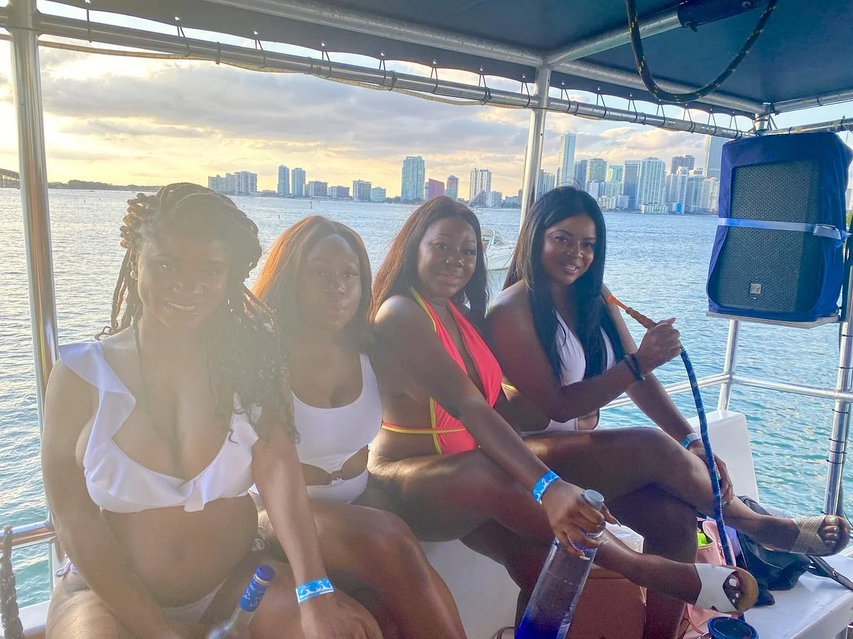 get-lit-miami-boat-party.jpg