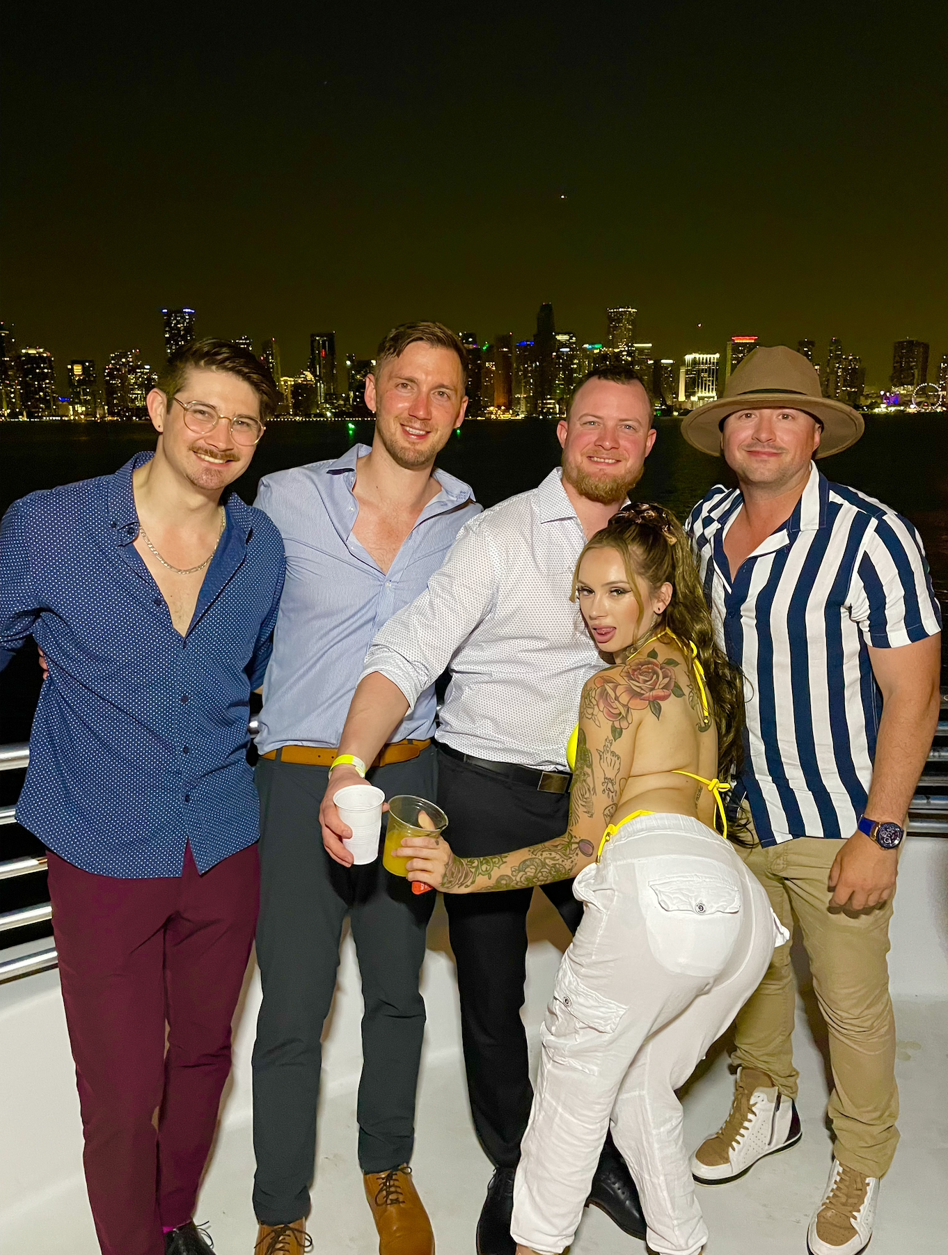 Nightclub yacht party.png