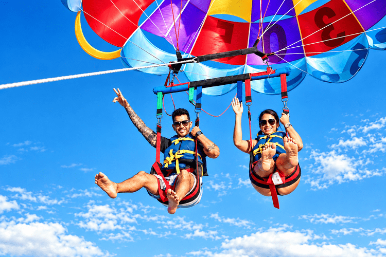 Parasailing in Miami