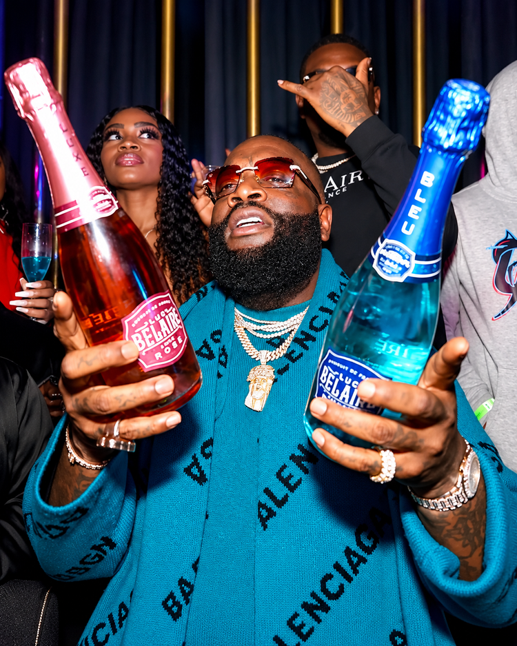 Club Exchange in Miami
