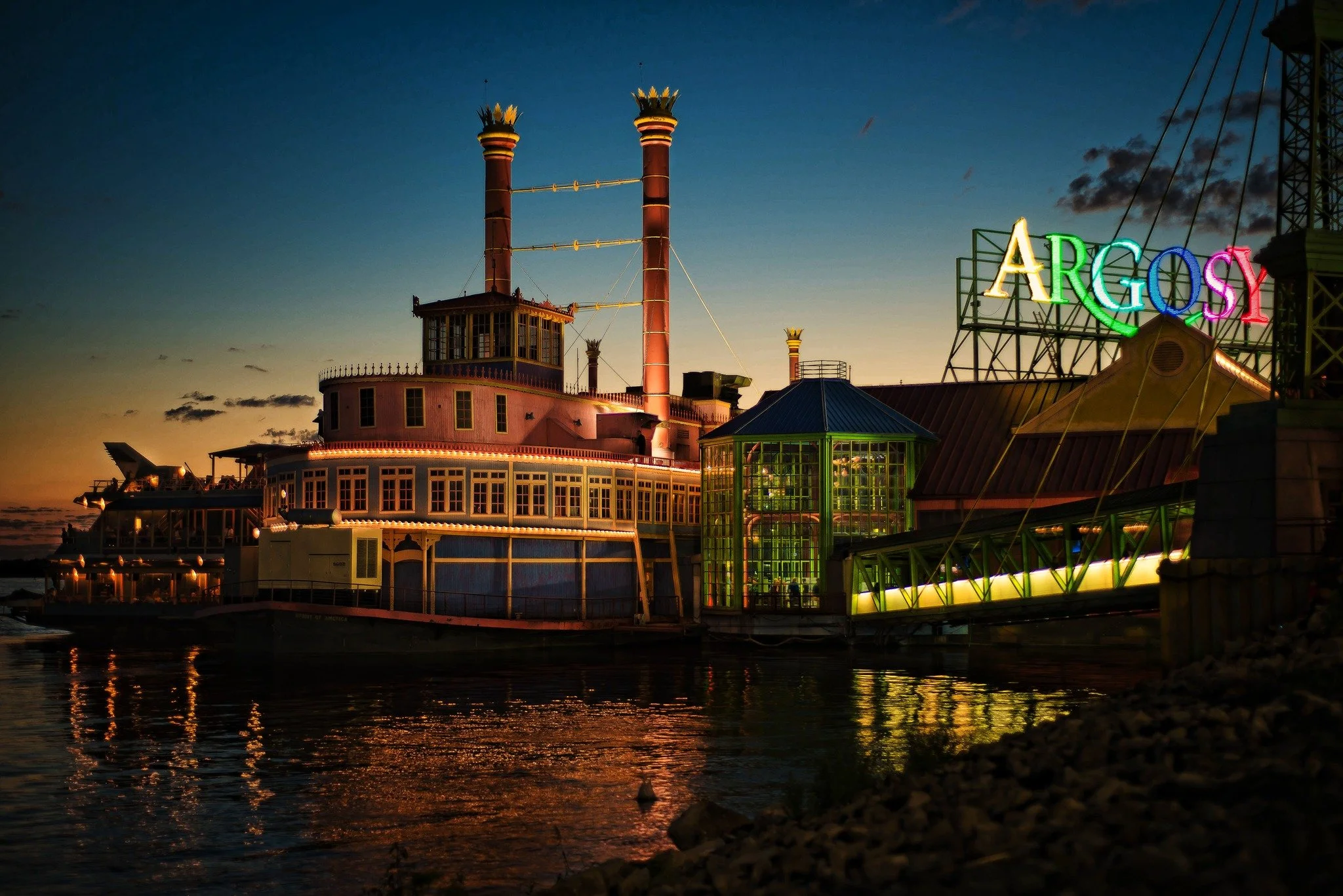 4.11 @ aRGOSY Casino