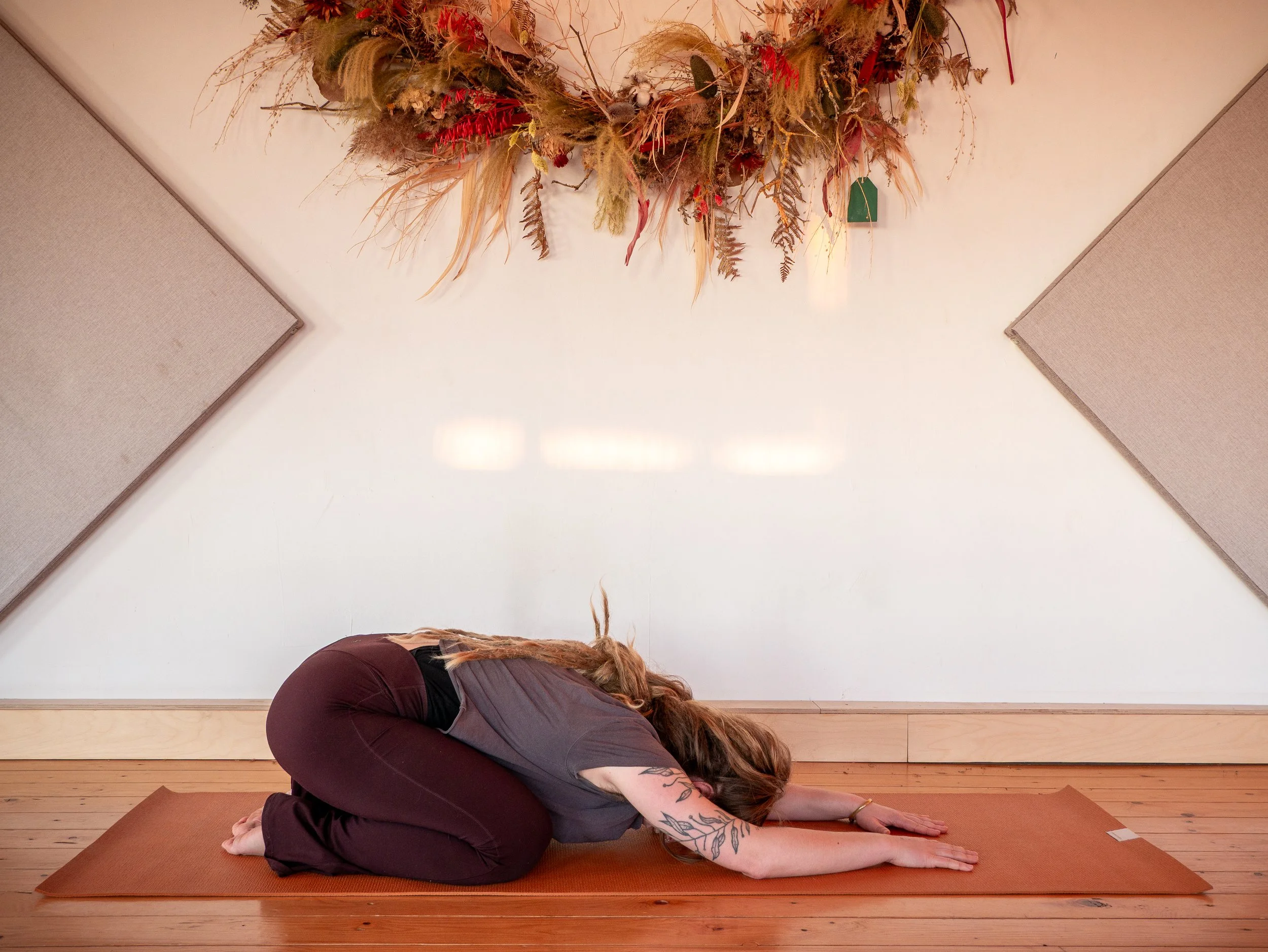 Yoga, Frauengesundheit, Endometriose, Entspannung, Ritualarbeit, Schwangerenarbeit