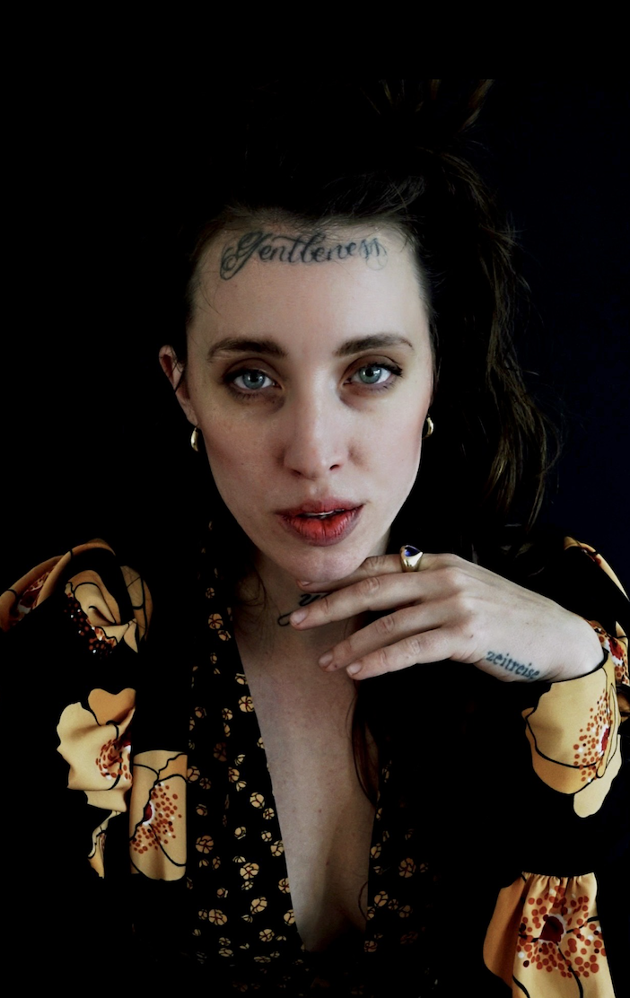 A portrait picture of Onami.