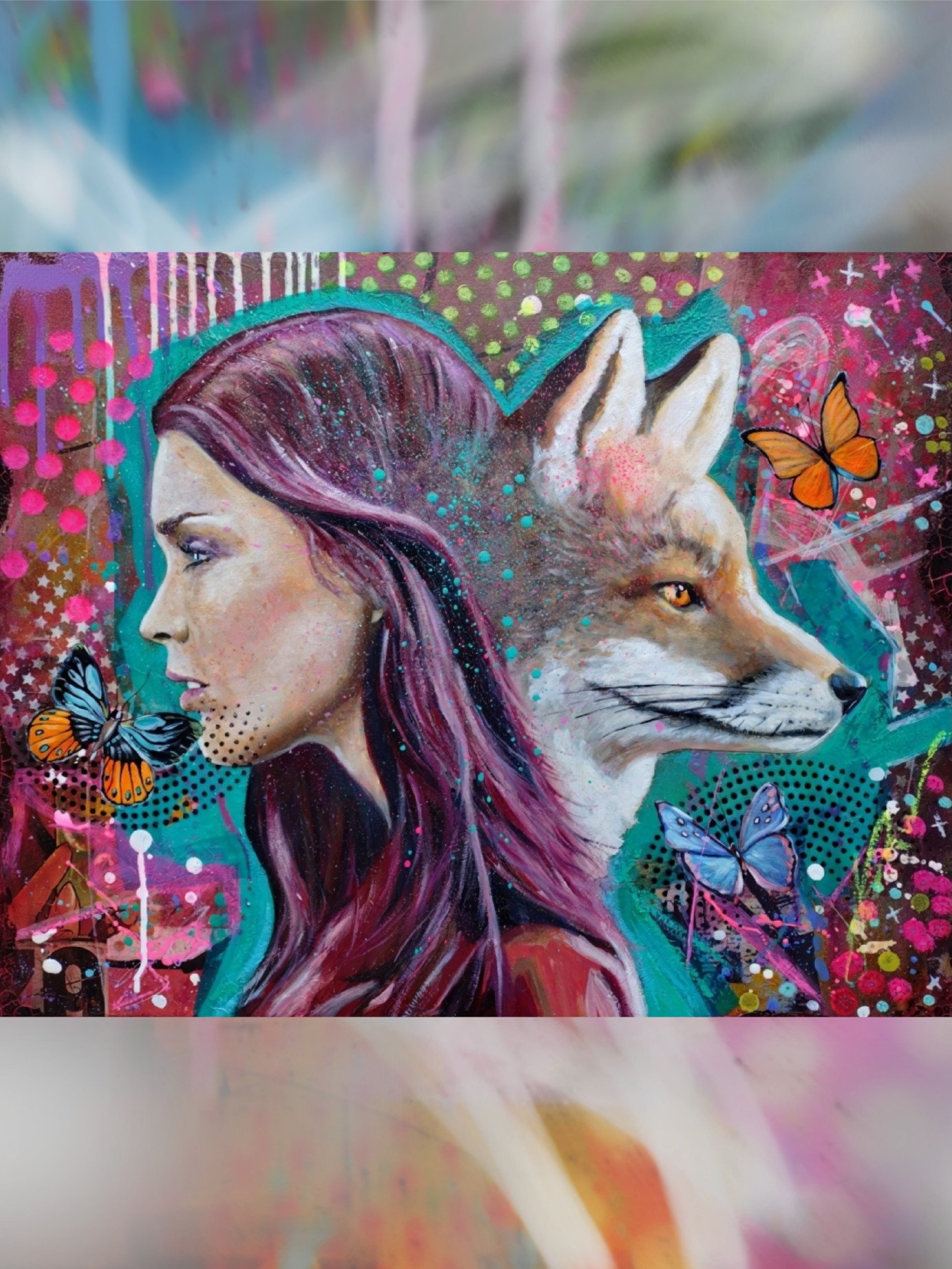 Redhead symbiosis with a fox