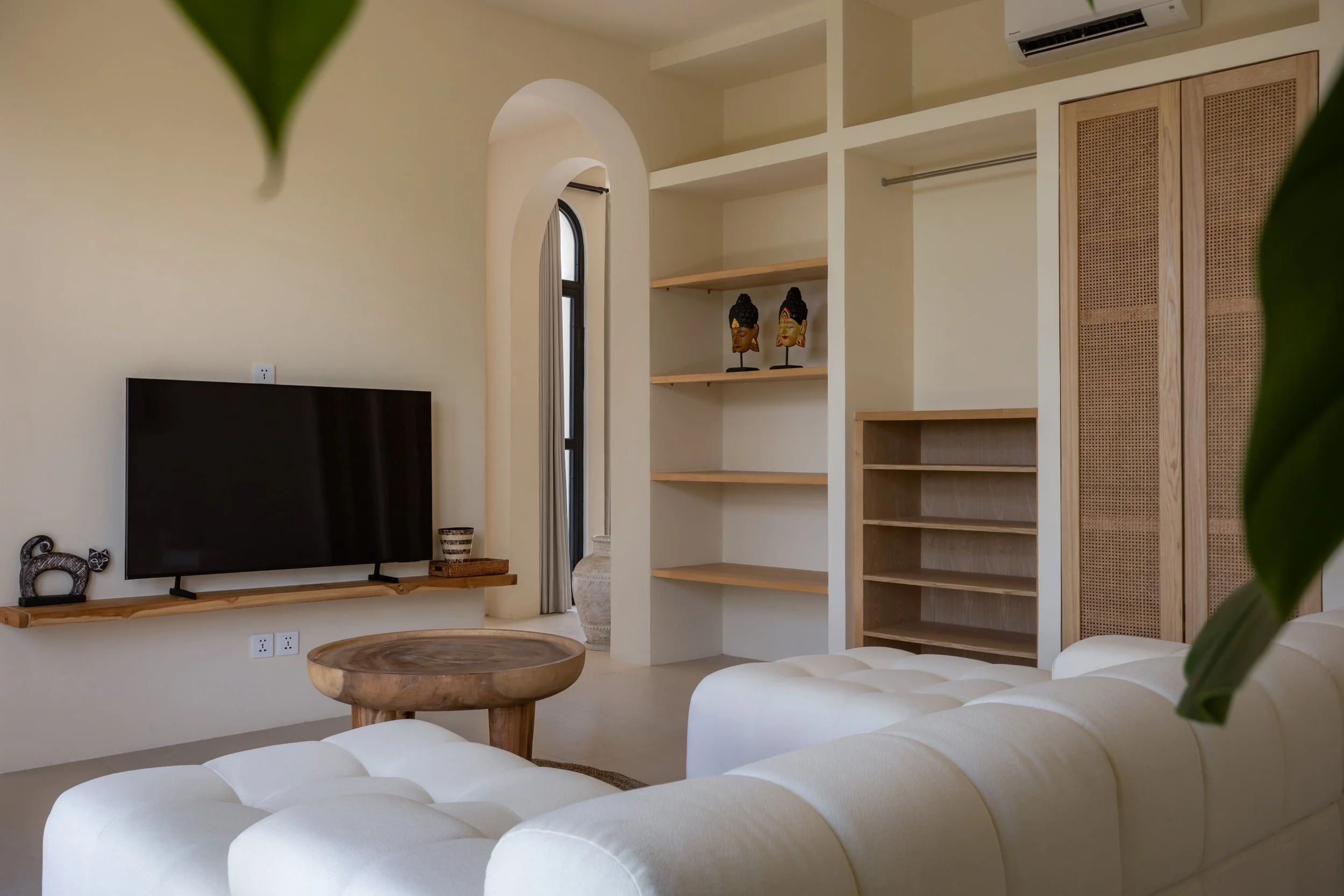 House of Senja - 24.jpg