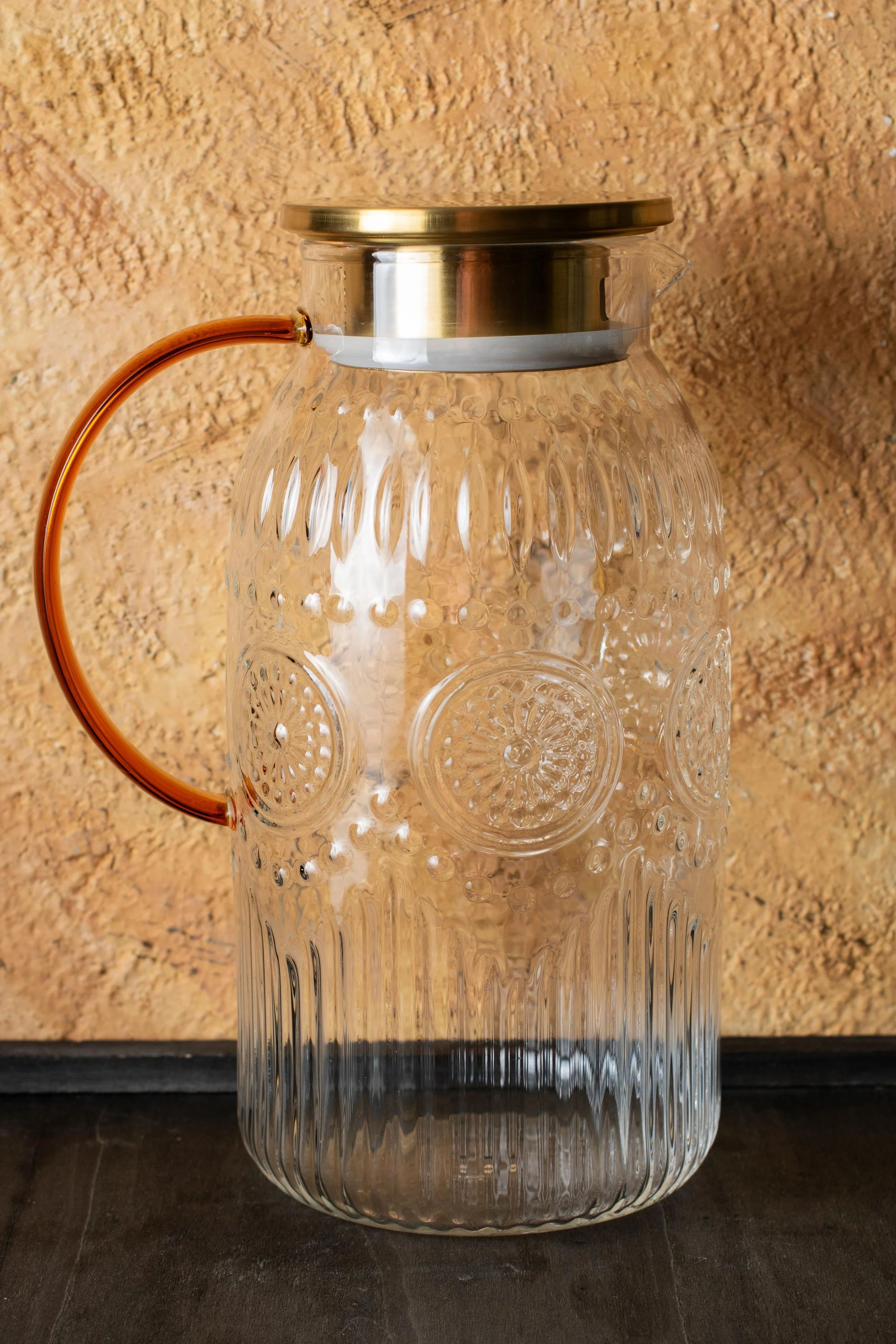 2 Liter Decorative Glass Water Pitcher Rental