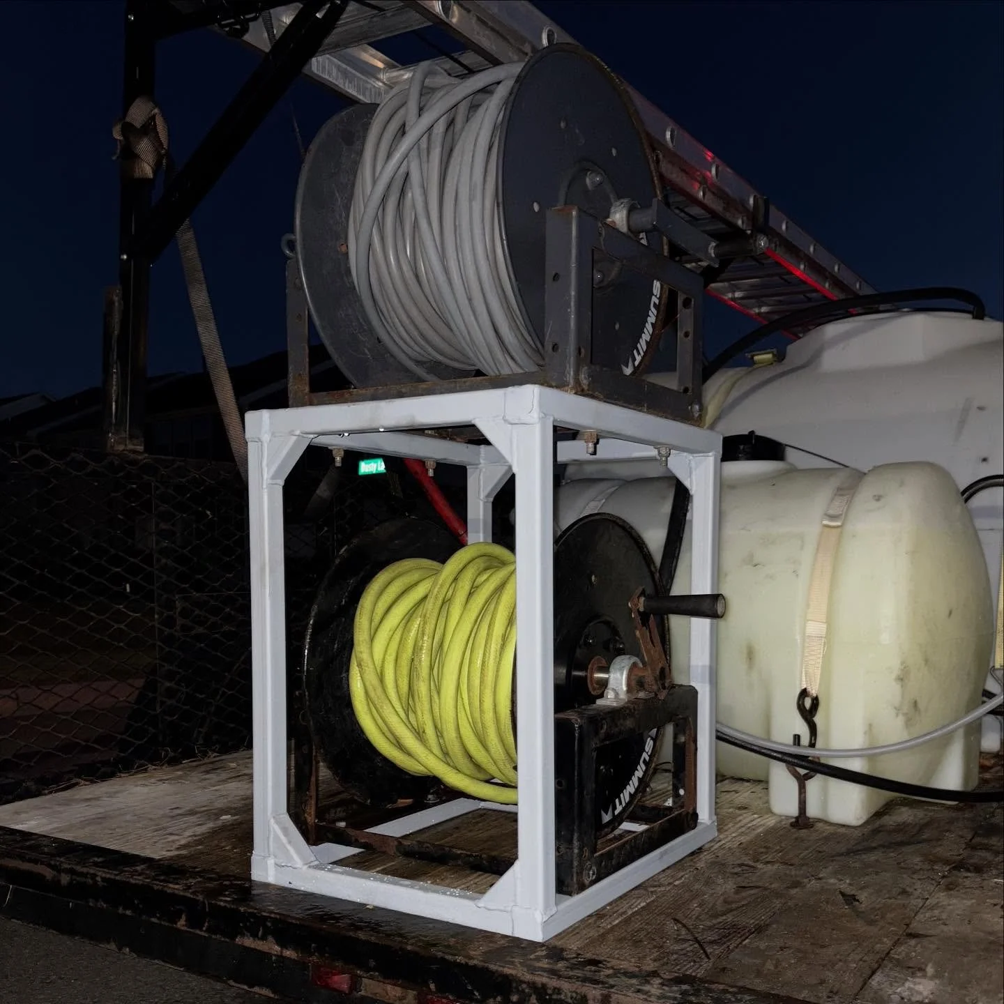 Pressure washing rack for @omnihome24 shop fabricated and installed