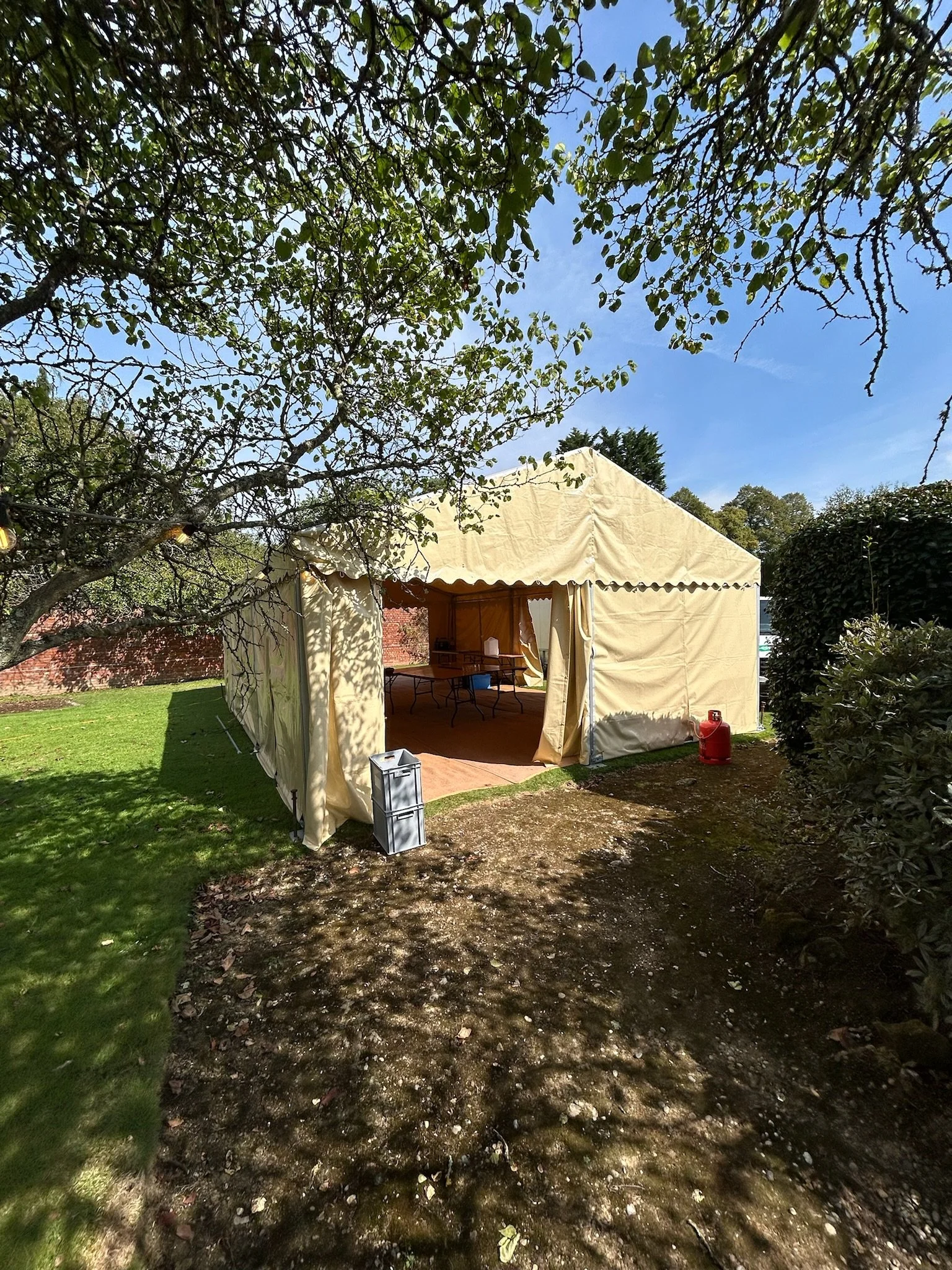 Our catering tent can be either 6m x 12m, 6m x 9m or 6m x 6m.