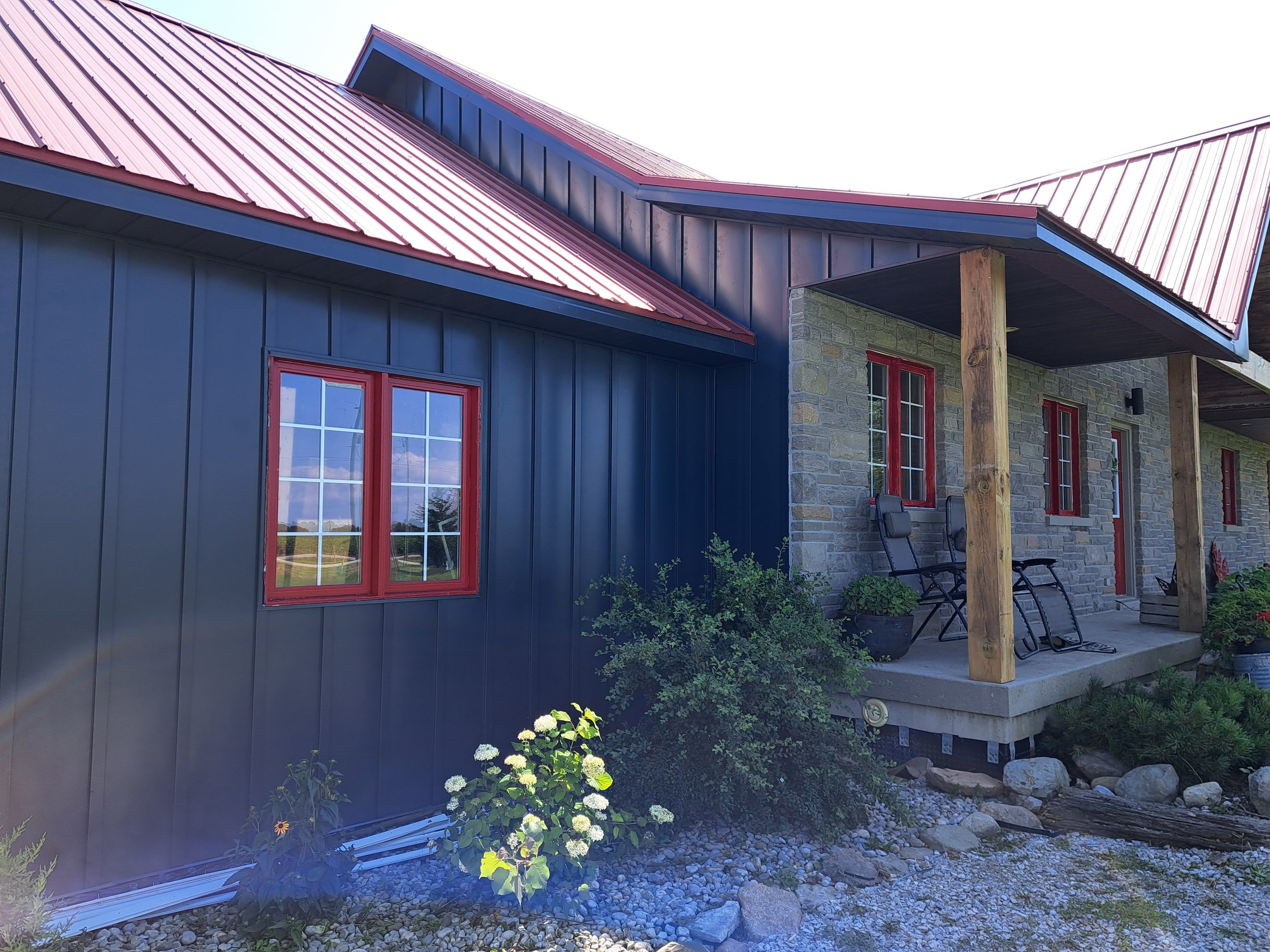 Oranssi project: studio shed