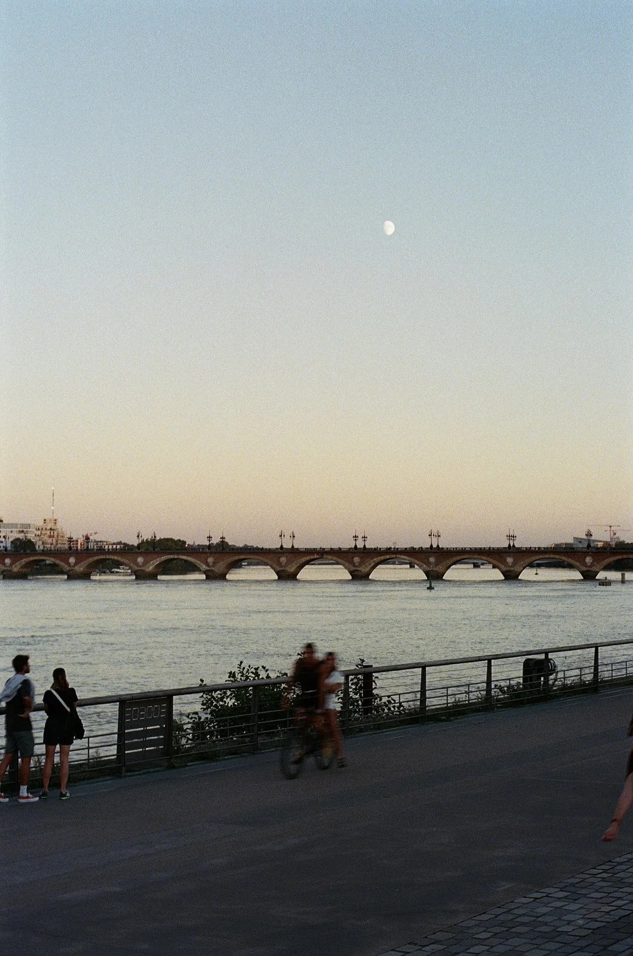 Pont du Pierre, Bordeaux.