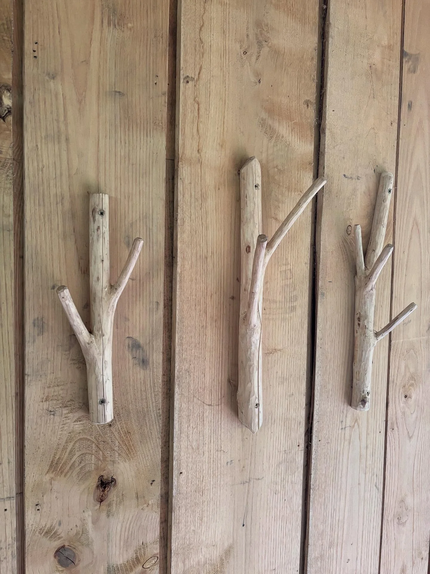 Beautiful attention to detail and timber craftsmanship, in the most carefully considered woodland lodges @wildernesswoodsussex