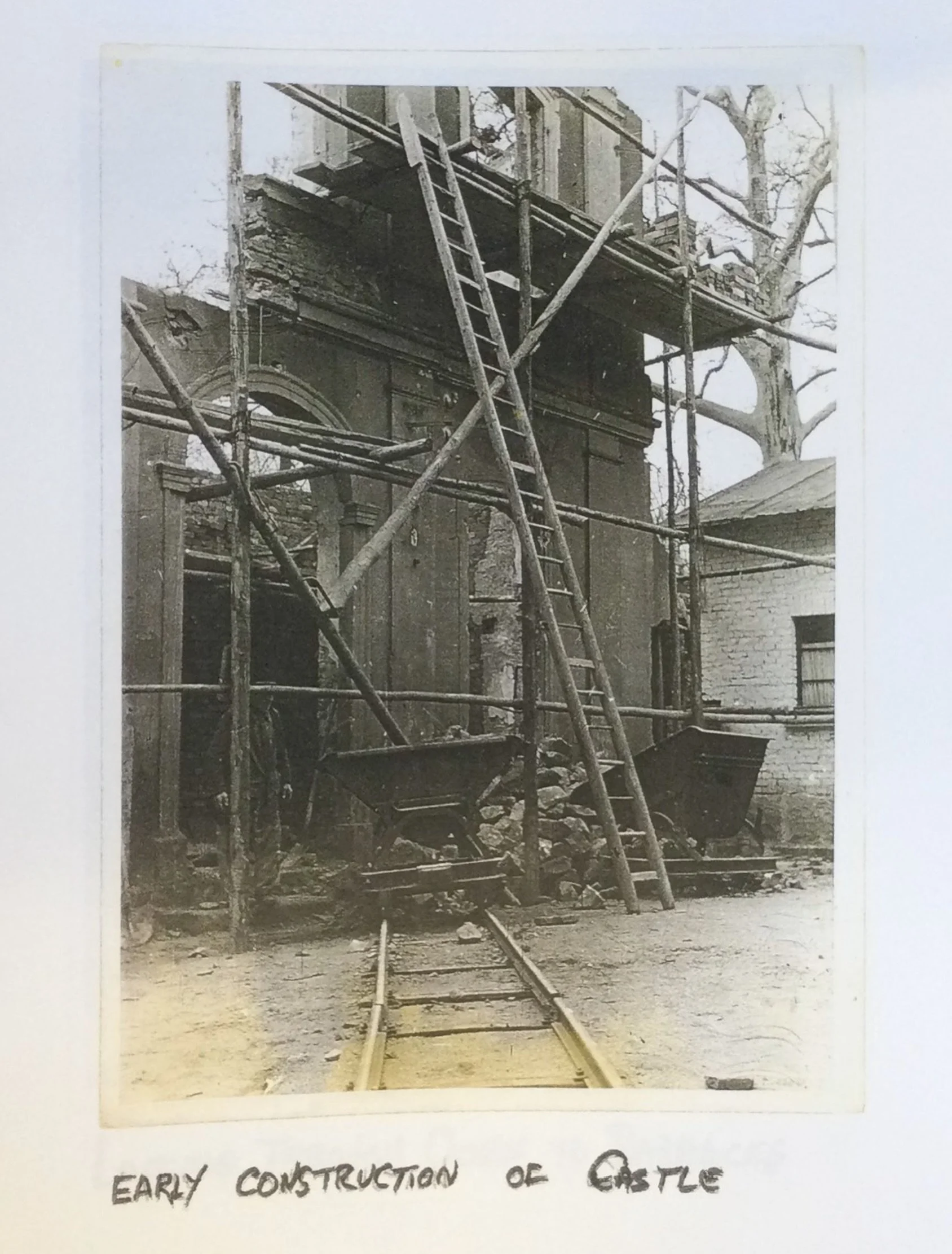 I spent an afternoon with @afsc_org relief records at @haverfordedu Quaker &amp; Special Collections!

These photos and typed reports document something architectural historians don&rsquo;t usually look at: the improvised housing, workshops, and comm