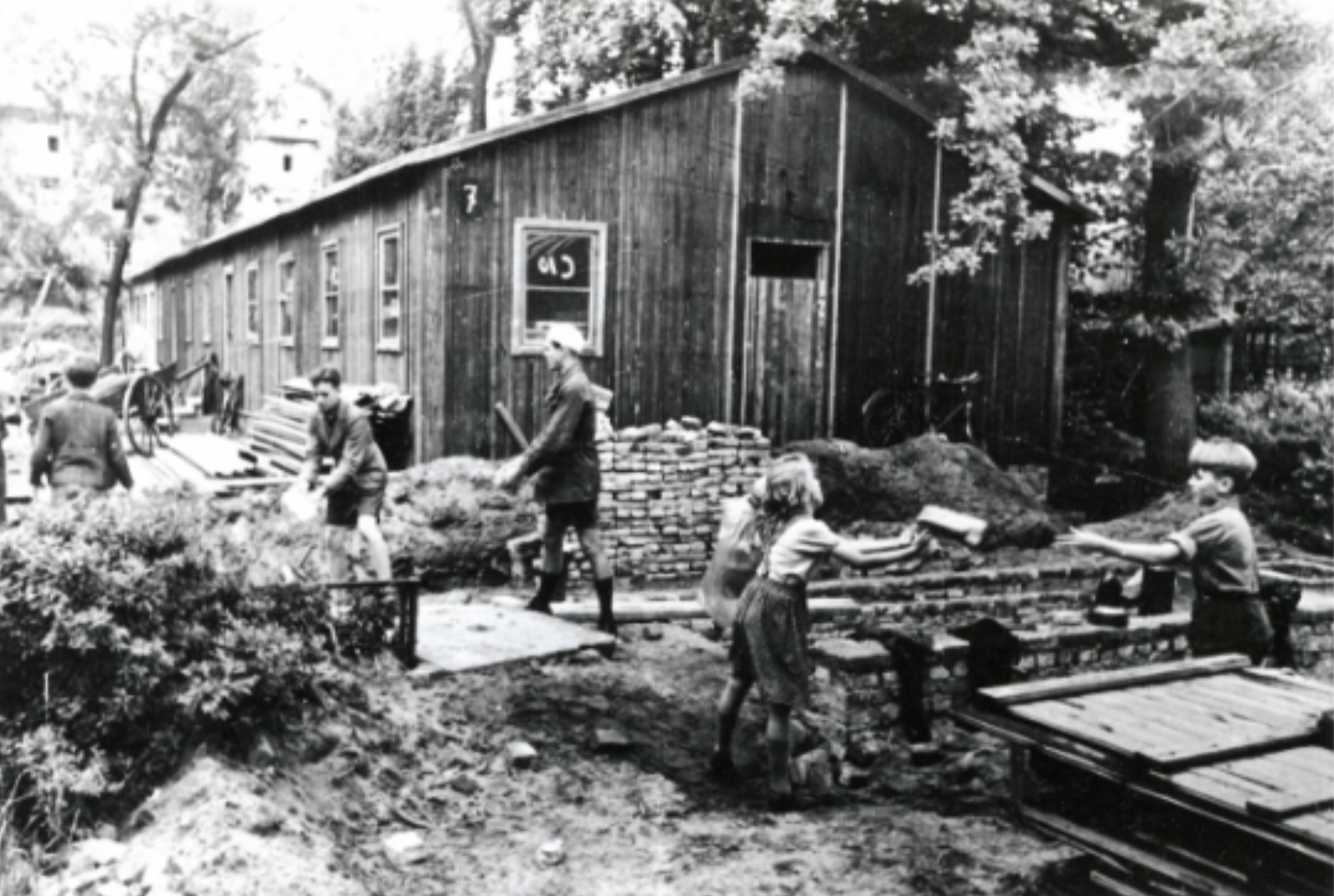 Quaker Space