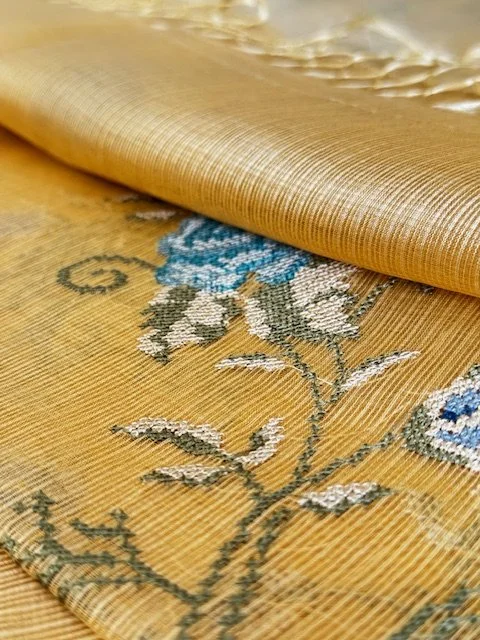 Tissue Doria Hand Enbroidered Saree-3.jpeg