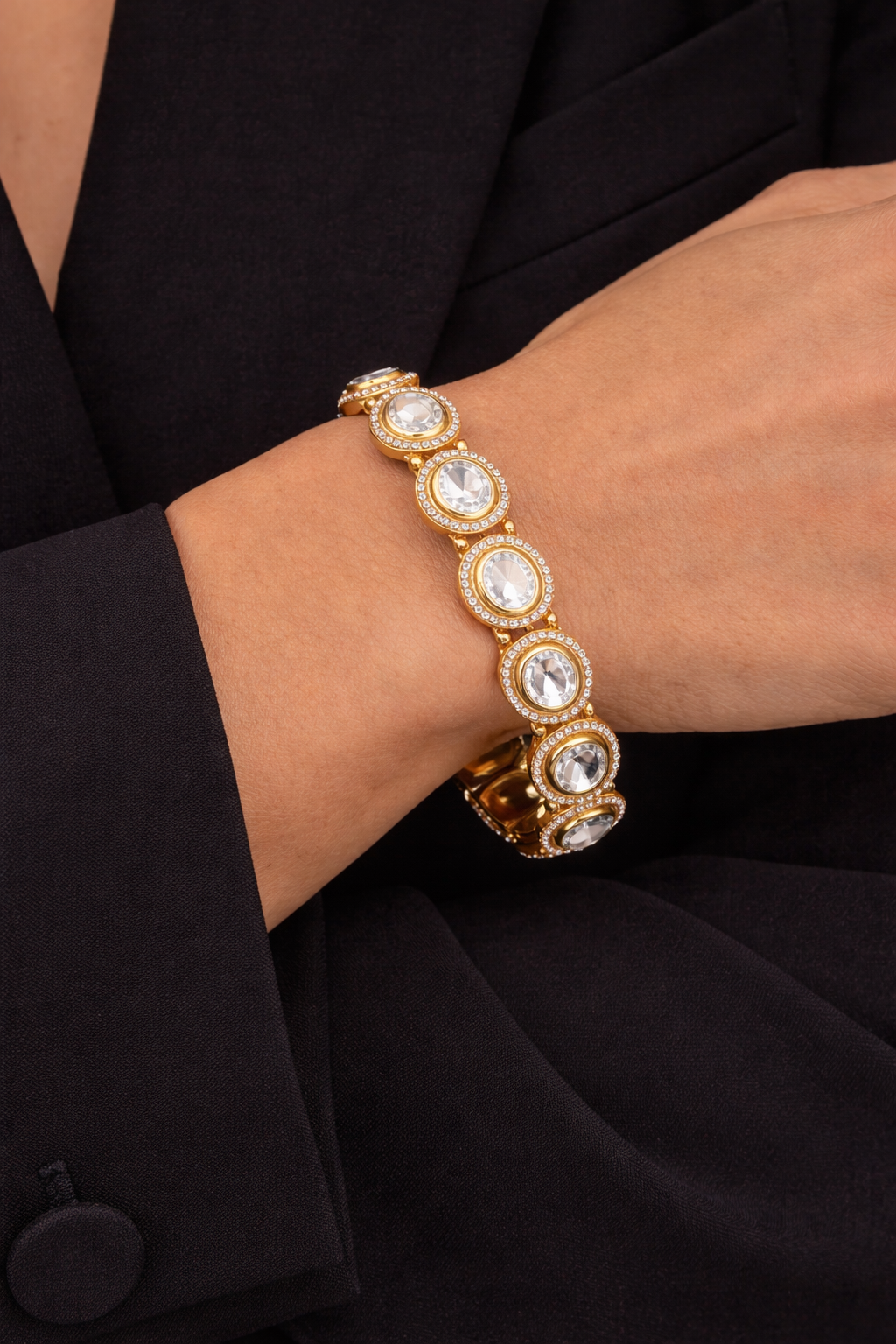 Luxe Polki Cut Openable Bangle - 5.png