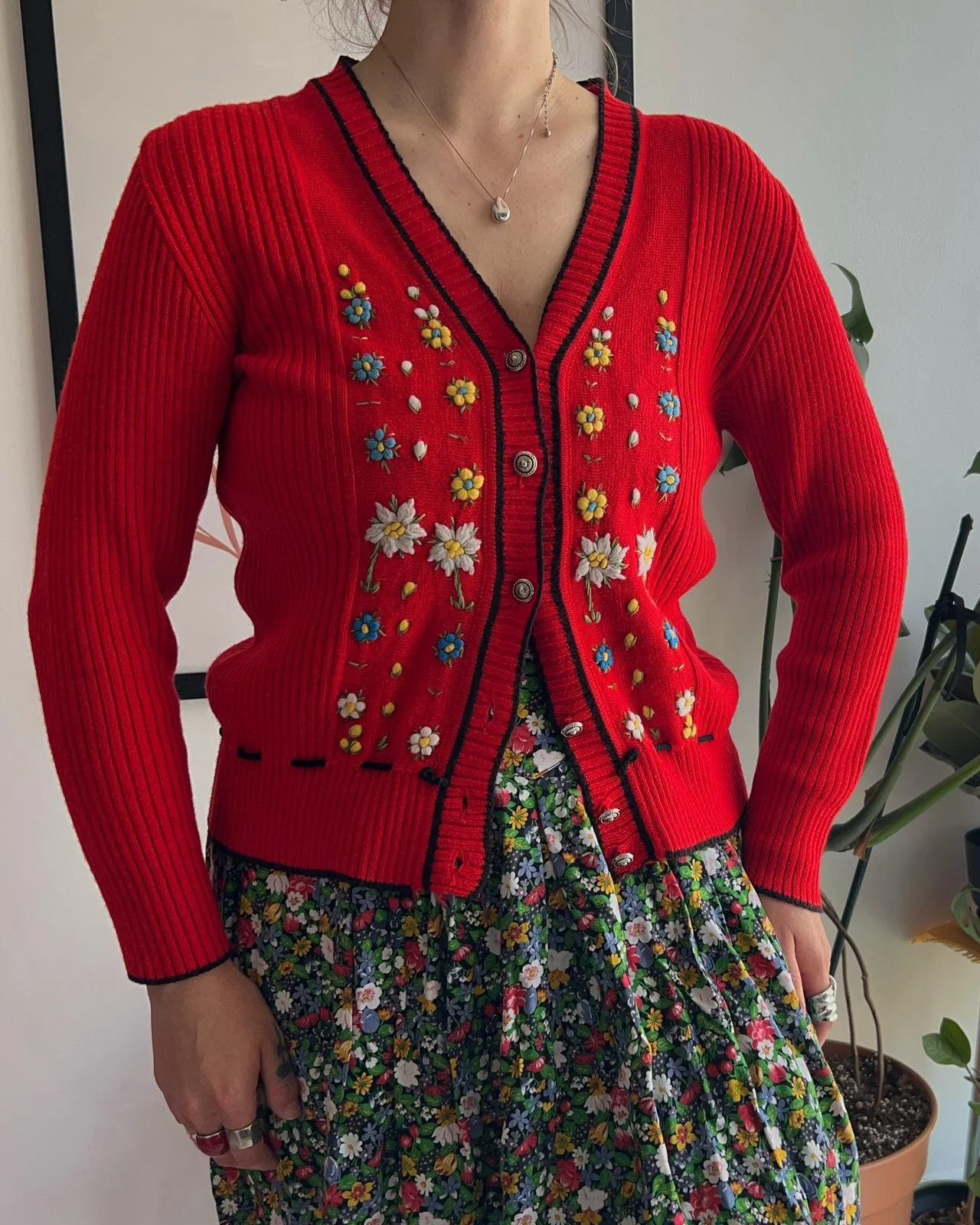 WhatsApp Image 2026-04-08 at 15.43.07 (2).jpeg