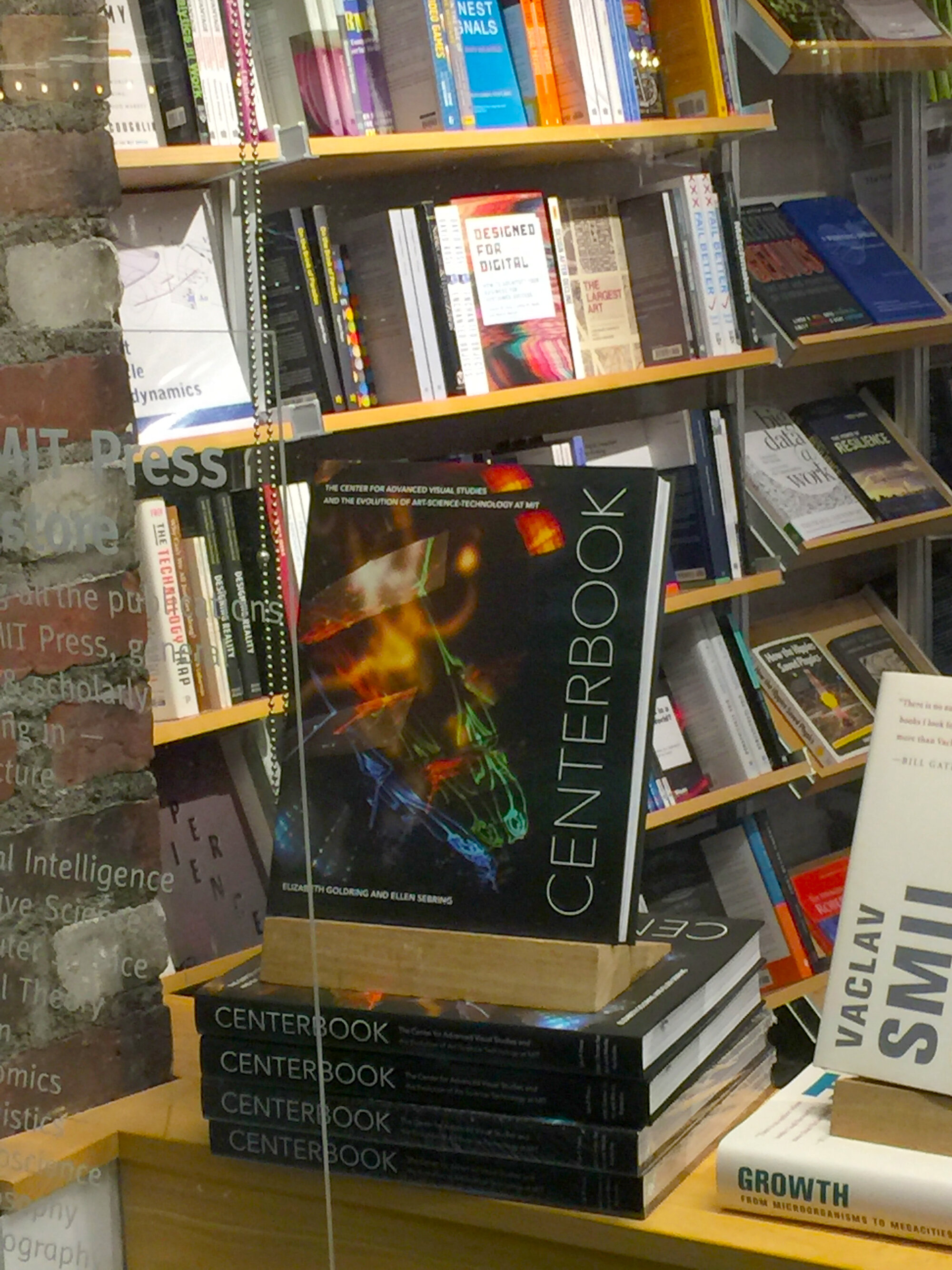 centerbook_mit-press_8402_2019-12-18_2000w.jpg
