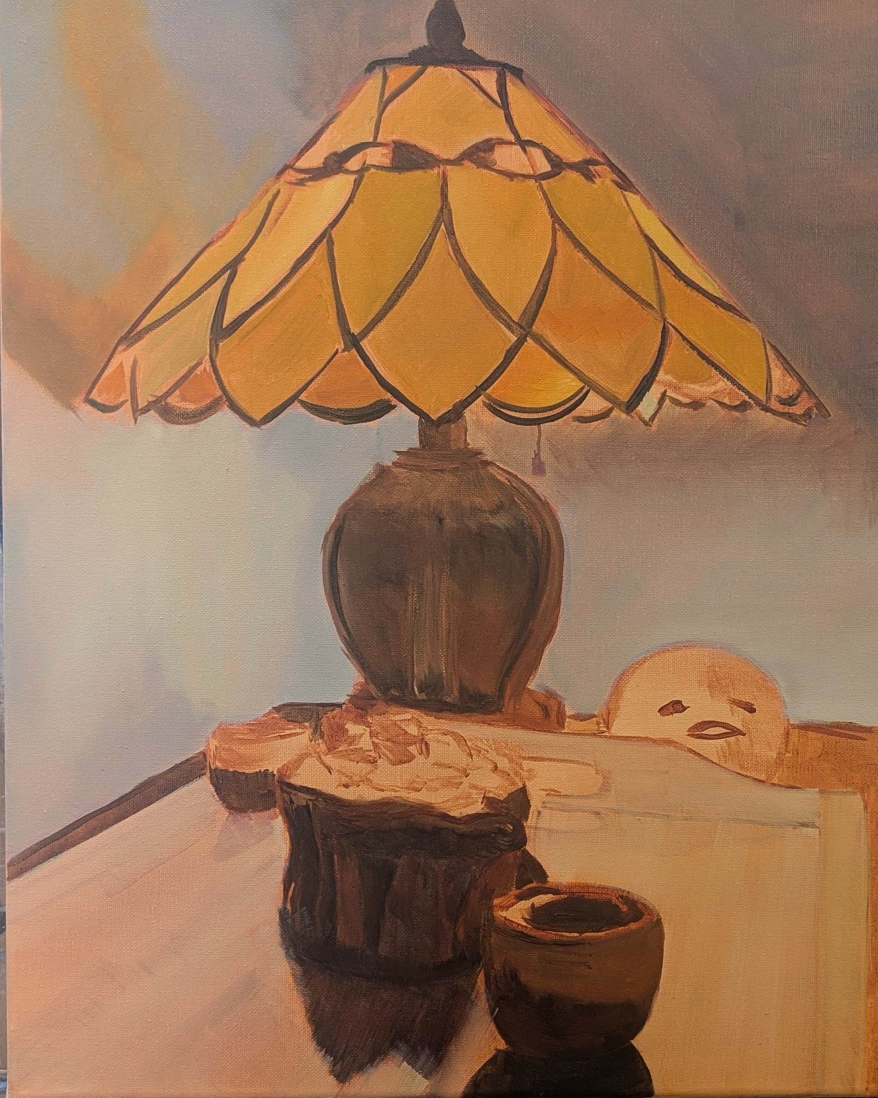 A painting of a table lamp with a yellow-orange stained glass shade and a dark brown base, alongside a small clay pot and a small decorative item on a table.