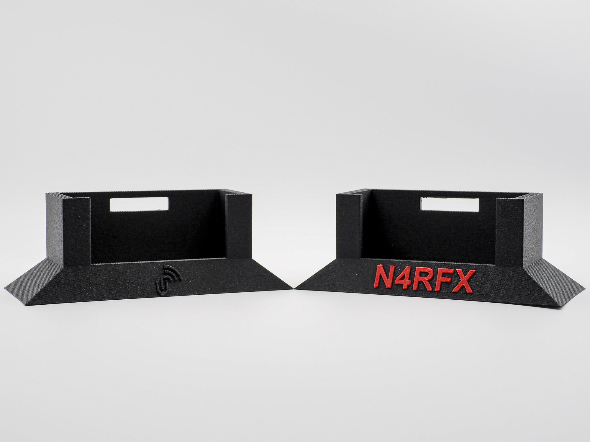 Amateur Radio Handheld Radio Desktop Stand - 1 Color