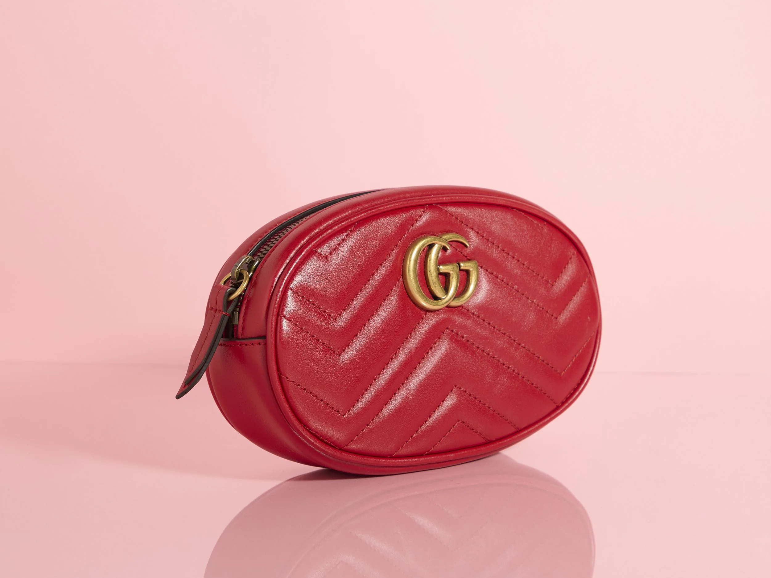 Luxury product photography of a Gucci belt by Light Foundry Studio, Miami