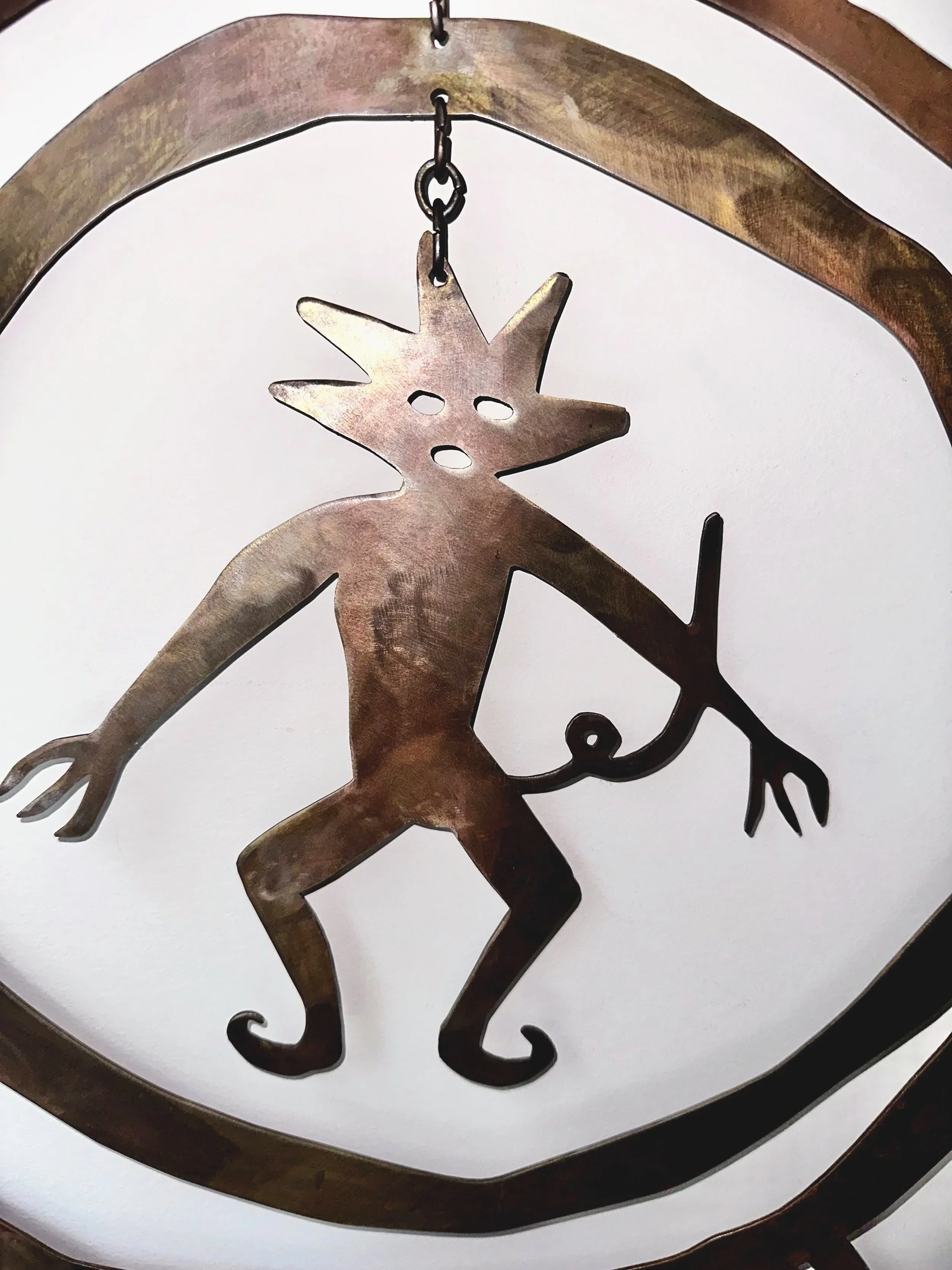 dancing circles beneath the stars that do not move