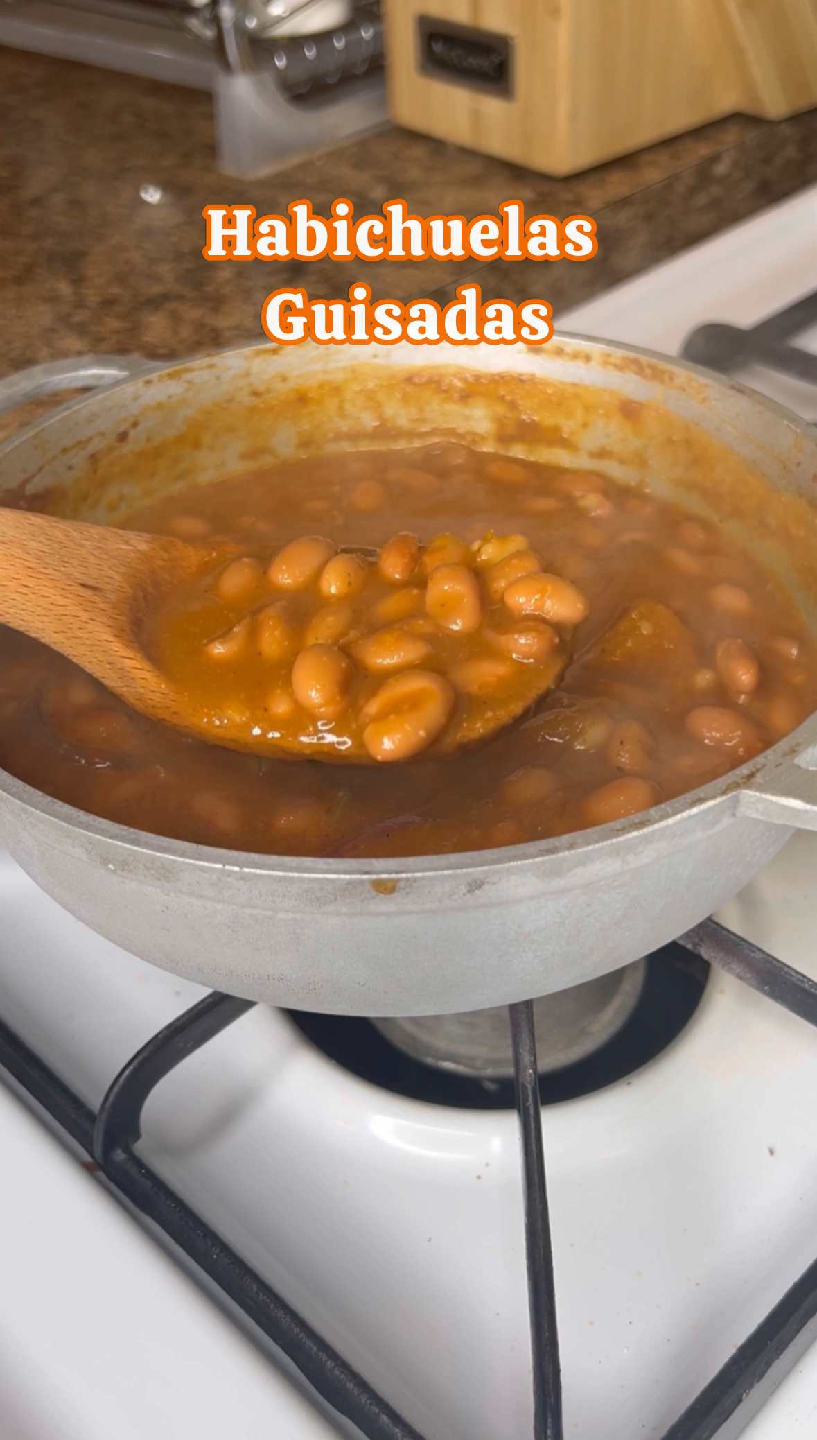 Habichuelas Guisadas (Canned Beans)