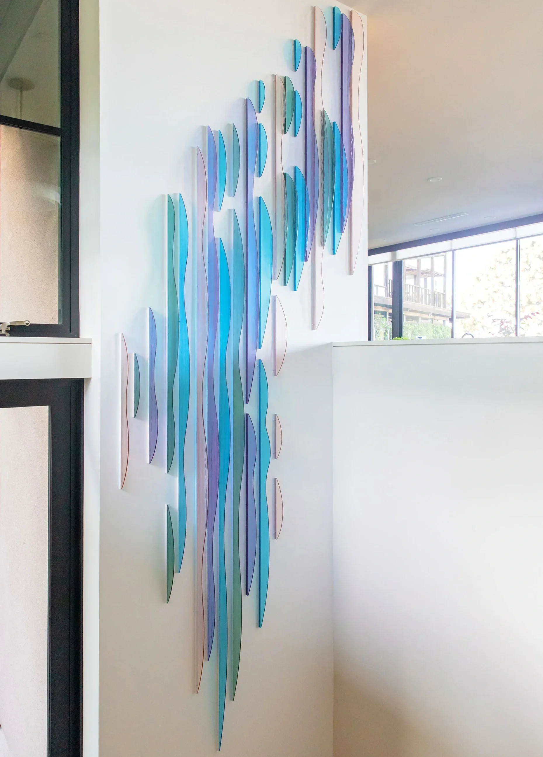 Ebb and Flow (Private Residence), 2021
Textured glass, 165.5 x 45.5 x 4 inches
Photo: Tomoko Matsubayashi