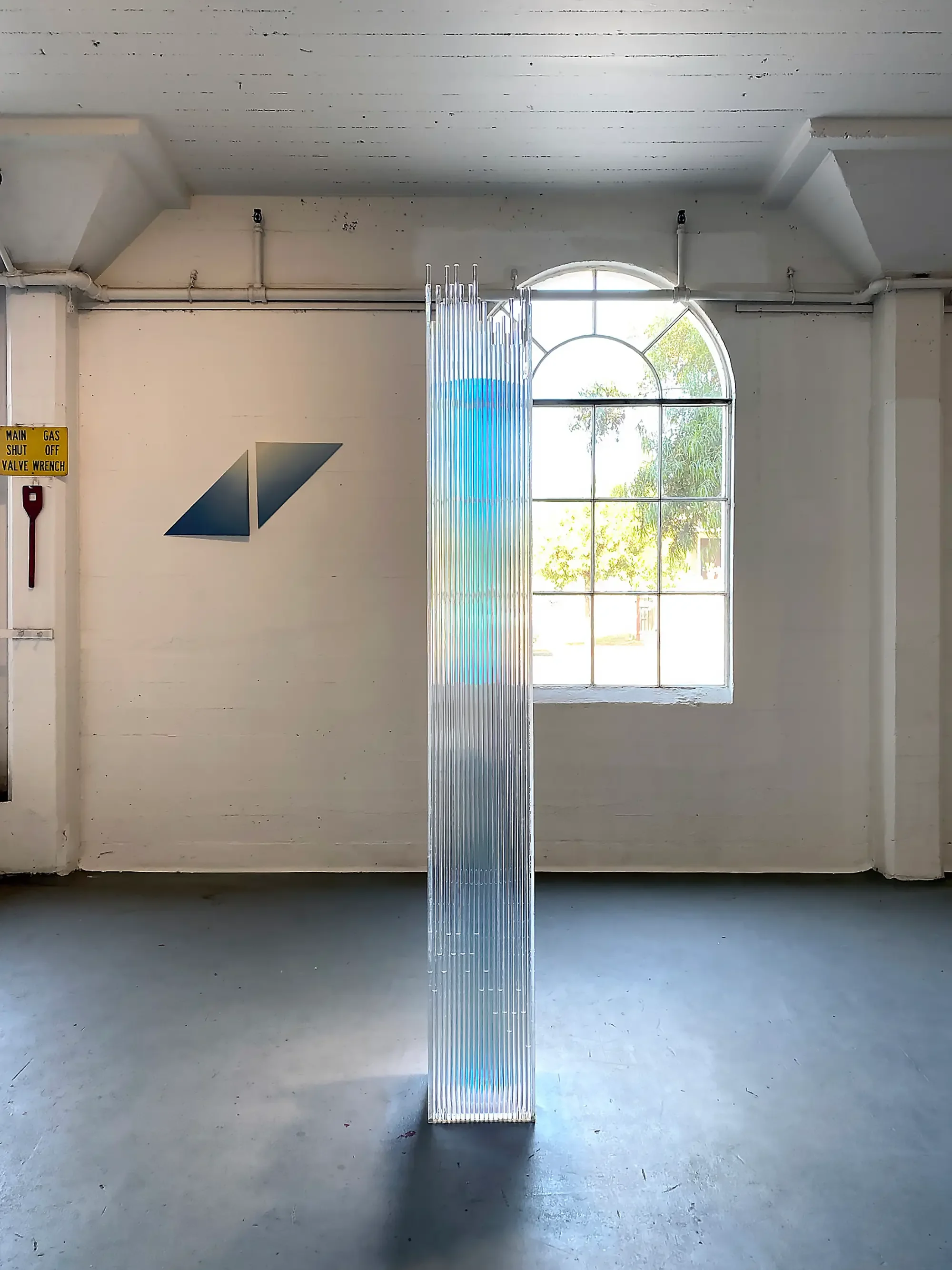 Totem, 2020
Acrylic and dichroic film, light, 92 x 11.5 x 11.5 inches
Photo: Michael James Armstrong