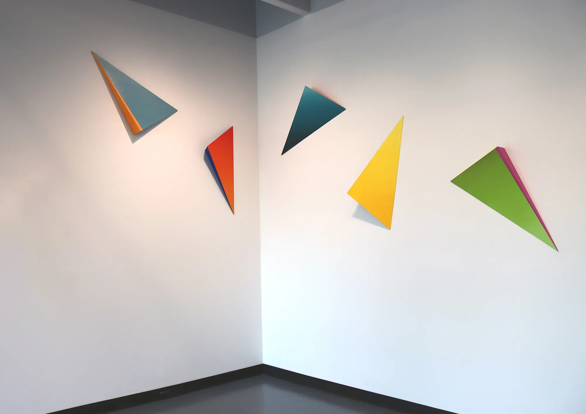Against Gravity, 2022
Oil on wood panels, 60 x 120 x 4 inches
Photo: Jennifer Vargas