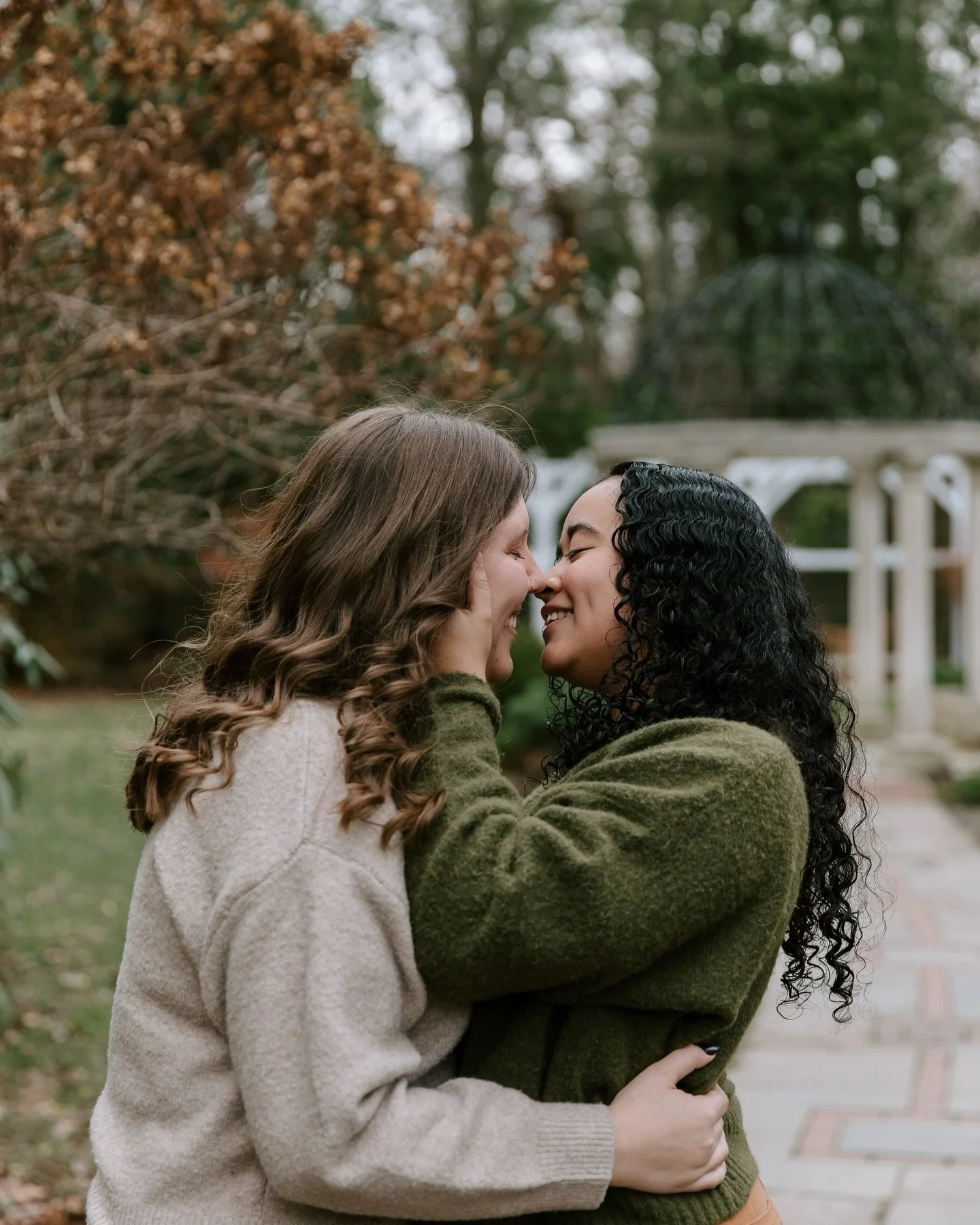 Still not over this incredible trip 🇺🇸 | The perfect thanksgiving morning spent with Olivia &amp; Kayla exploring several spots in NJ and capturing all the love🌳🫶🏼