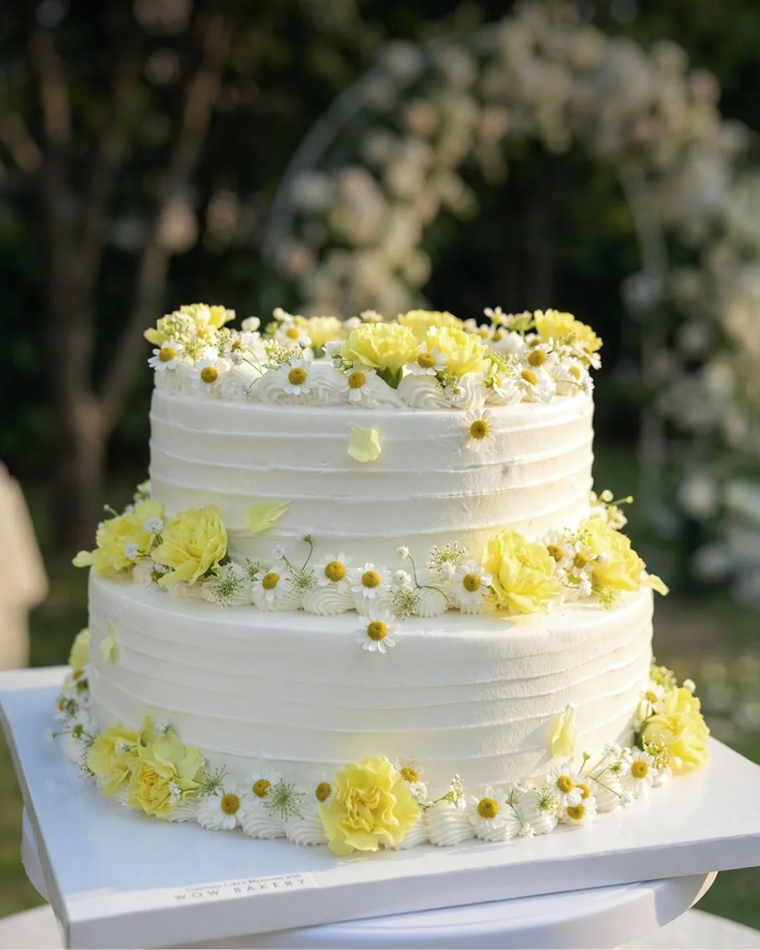 WOW Bakery Calgary custom cakes, special occasion cakes, wedding cakes, birthday cakes, celebration cakes, and event cakes in Calgary, Alberta, Canada.