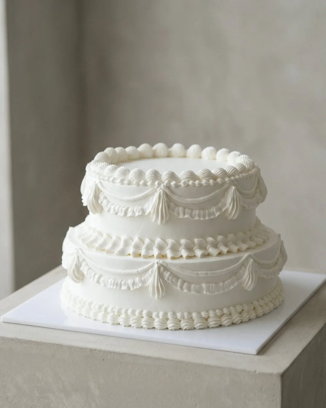 WOW Bakery Calgary custom cakes, special occasion cakes, wedding cakes, birthday cakes, celebration cakes, and event cakes in Calgary, Alberta, Canada.